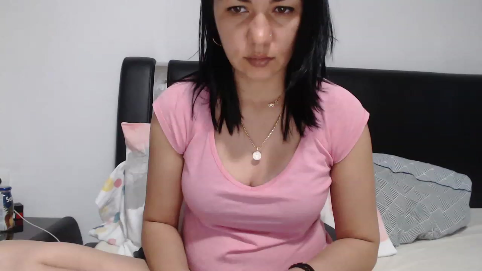 Gallery image thumbnail from Crazy__Dee's myfreecams stream on, 05/03/2023, 16:43 image 14 of 20