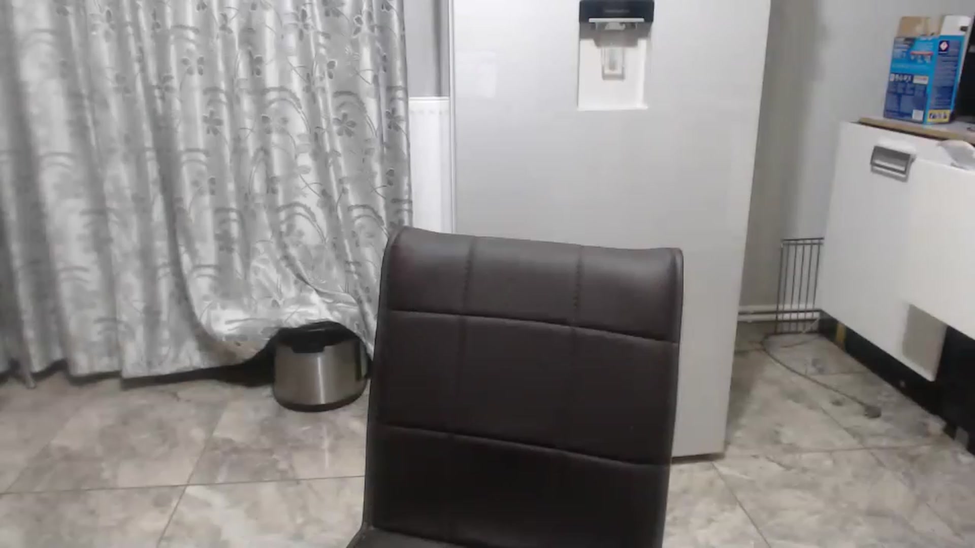 Gallery image thumbnail from Crazy__Dee's myfreecams stream on, 05/12/2023, 21:02 image 2 of 20