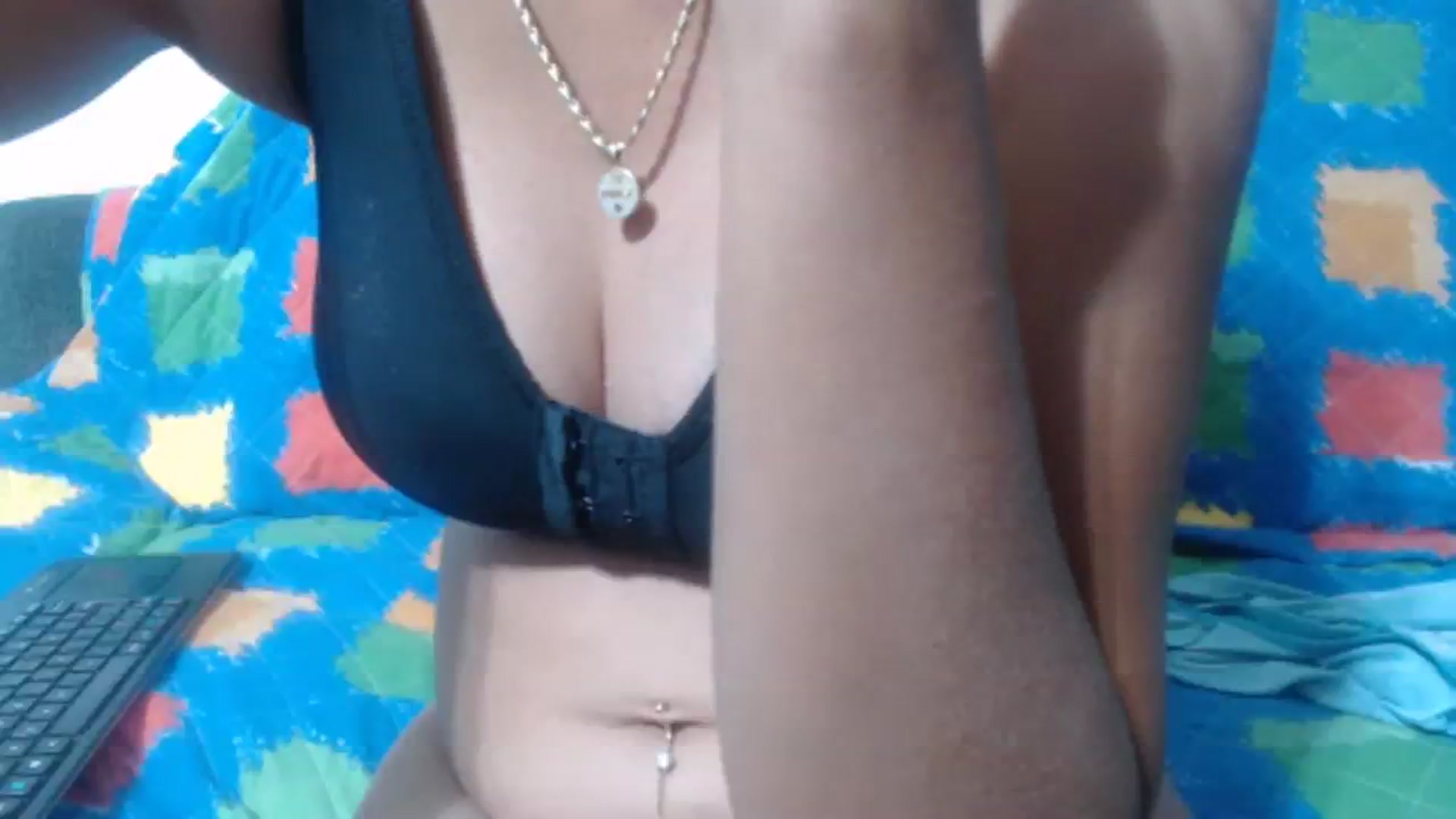 Gallery image thumbnail from Crazy__Dee's myfreecams stream on, 08/20/2023, 24:53 image 16 of 20