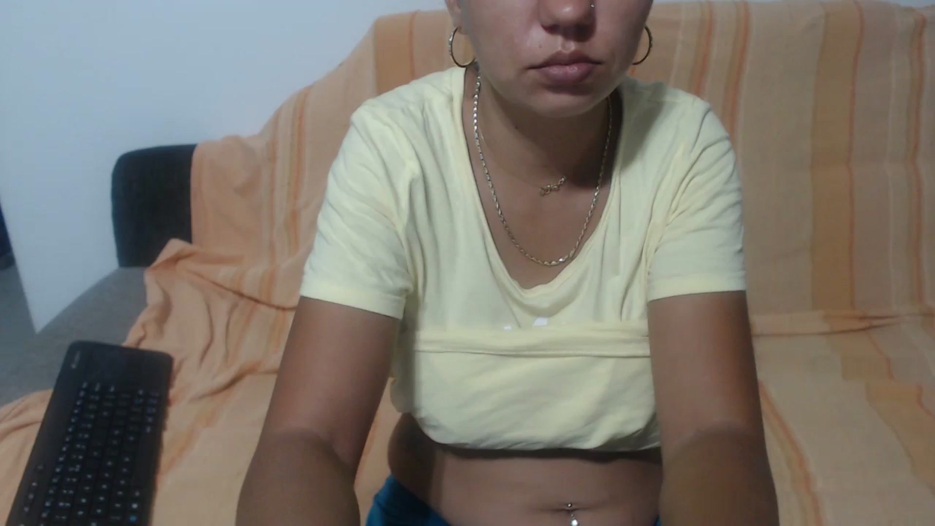 Gallery image thumbnail from Crazy__Dee's myfreecams stream on, 08/22/2023, 03:51 image 1 of 20