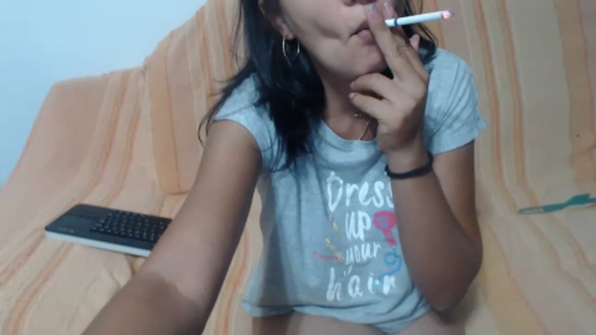 Gallery image thumbnail from Crazy__Dee's myfreecams stream on, 08/25/2023, 23:25 image 7 of 20