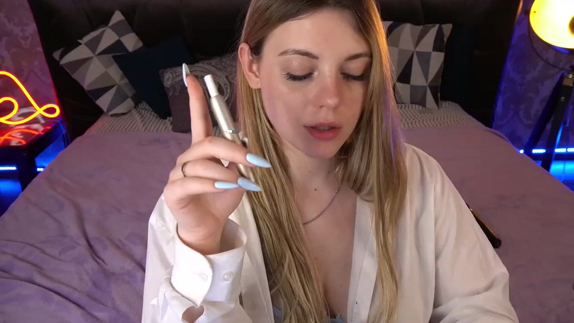 Gallery image thumbnail from CrazyyyDaisyy's myfreecams stream on, 04/22/2023, 10:53 image 13 of 20