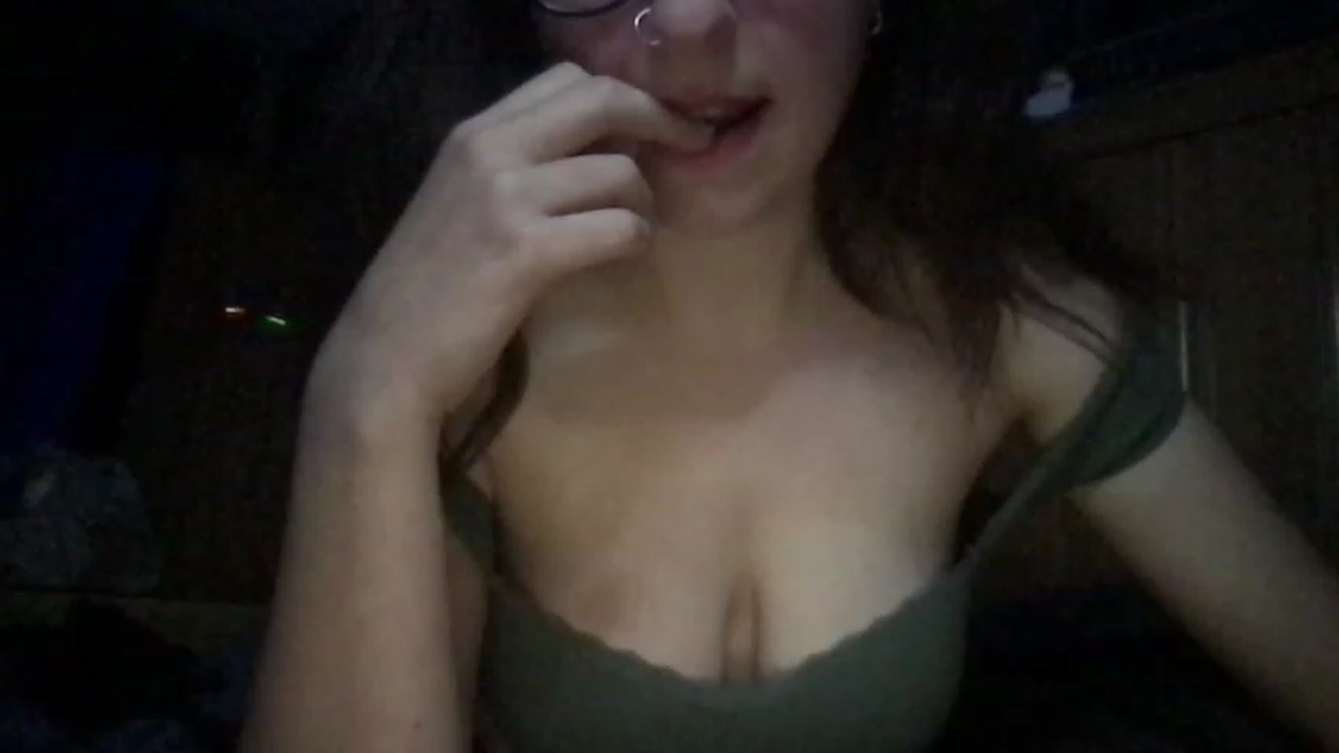 Gallery image thumbnail from CreamCheese18's myfreecams stream on, 05/23/2023, 02:38 image 11 of 20