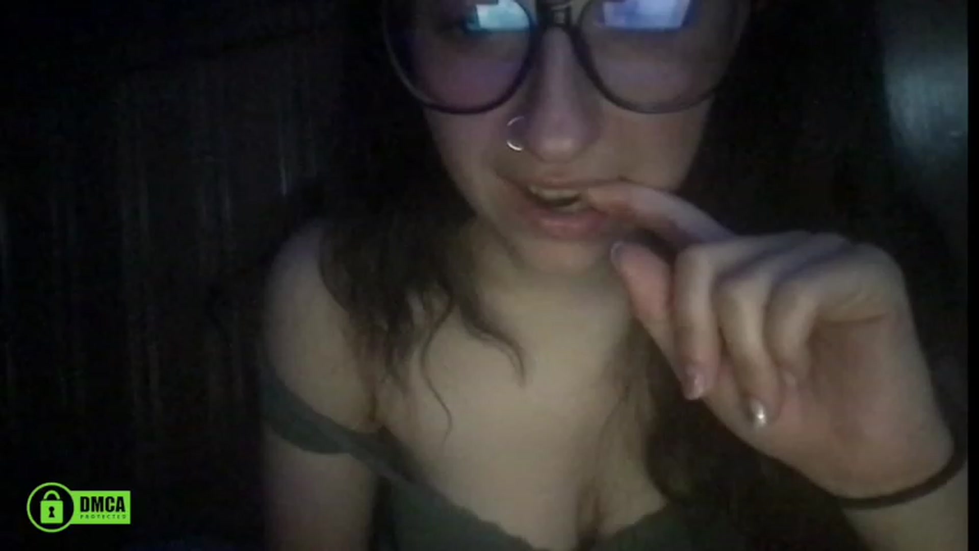 Gallery image thumbnail from CreamCheese18's myfreecams stream on, 05/27/2023, 24:43 image 10 of 20