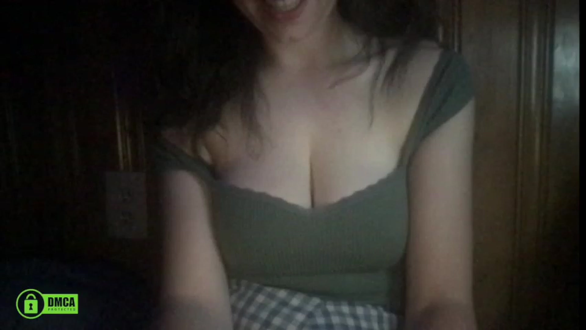 Gallery image thumbnail from CreamCheese18's myfreecams stream on, 05/27/2023, 24:43 image 13 of 20