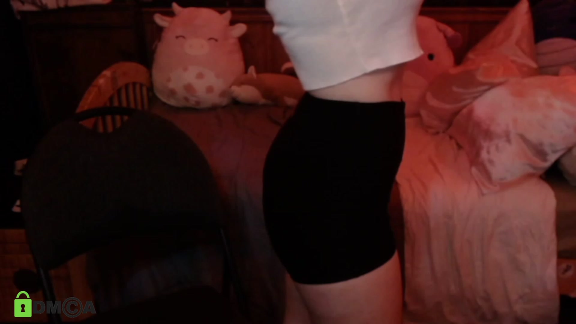 Gallery image thumbnail from CreamCheese18's myfreecams stream on, 06/13/2023, 17:45 image 17 of 20