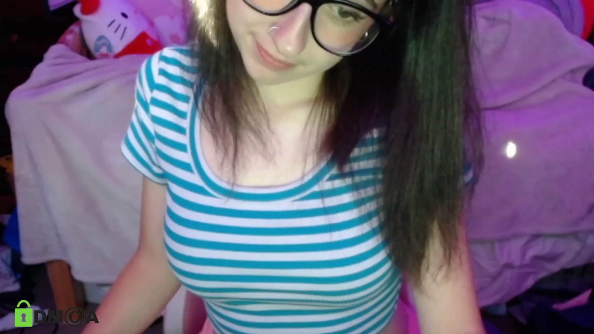 Gallery image thumbnail from CreamCheese18's myfreecams stream on, 08/12/2023, 22:47 image 5 of 20