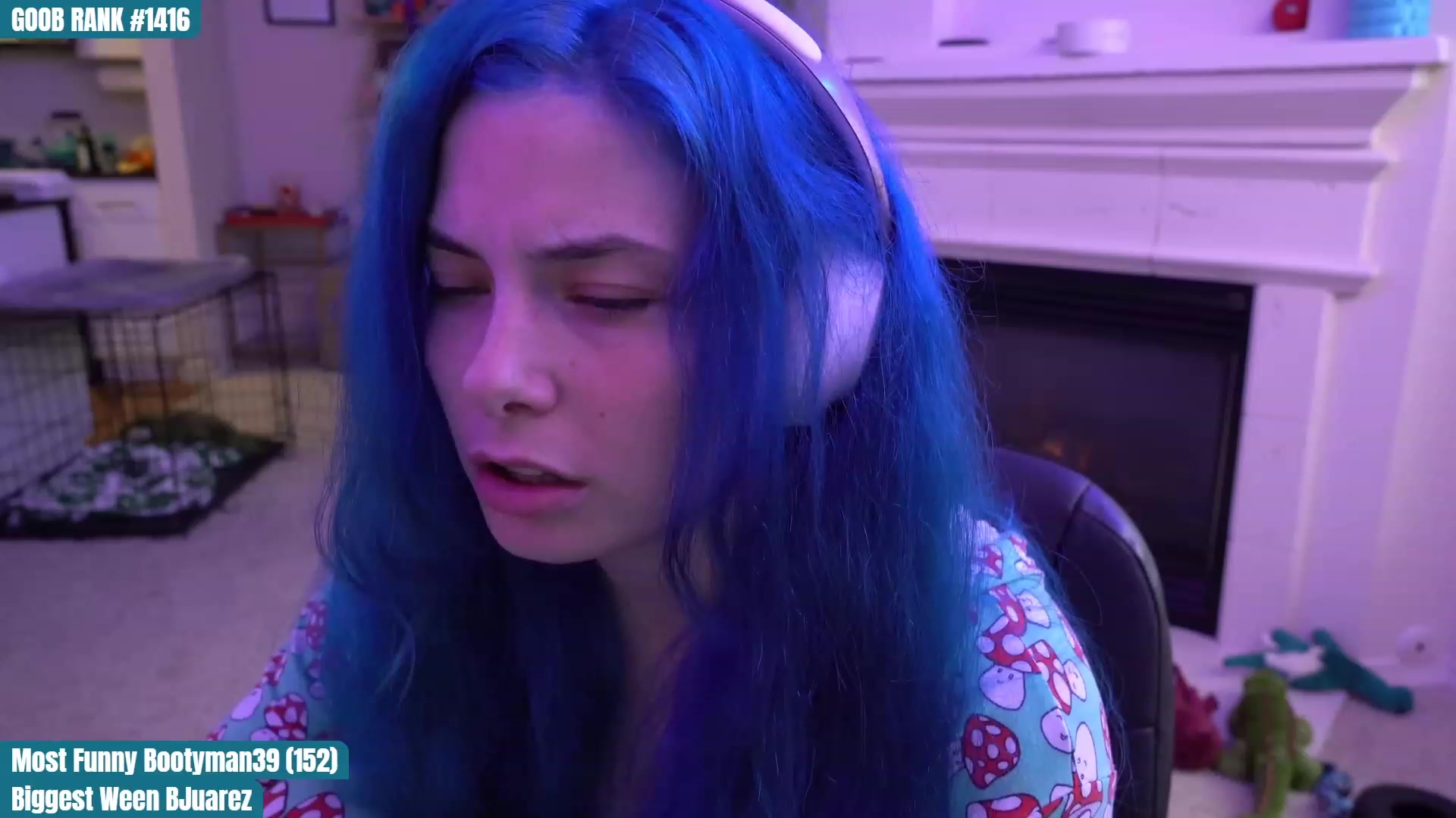 Gallery image thumbnail from CreaminQueen's myfreecams stream on, 03/24/2023, 24:35 image 16 of 20