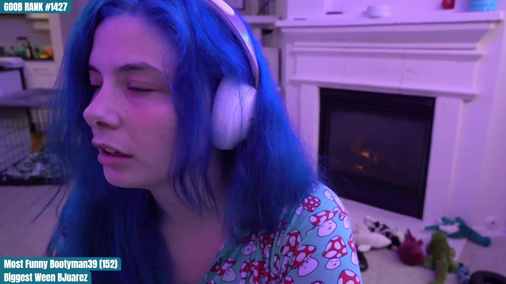 Gallery image thumbnail from CreaminQueen's myfreecams stream on, 03/24/2023, 24:35 image 11 of 20