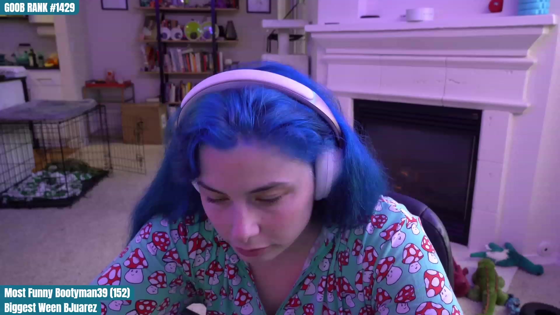 Gallery image thumbnail from CreaminQueen's myfreecams stream on, 03/24/2023, 24:35 image 5 of 20