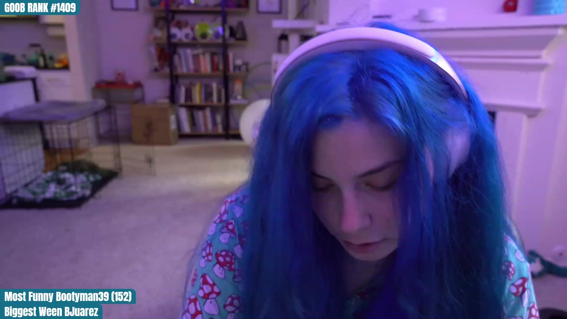 Gallery image thumbnail from CreaminQueen's myfreecams stream on, 03/24/2023, 01:34 image 2 of 20