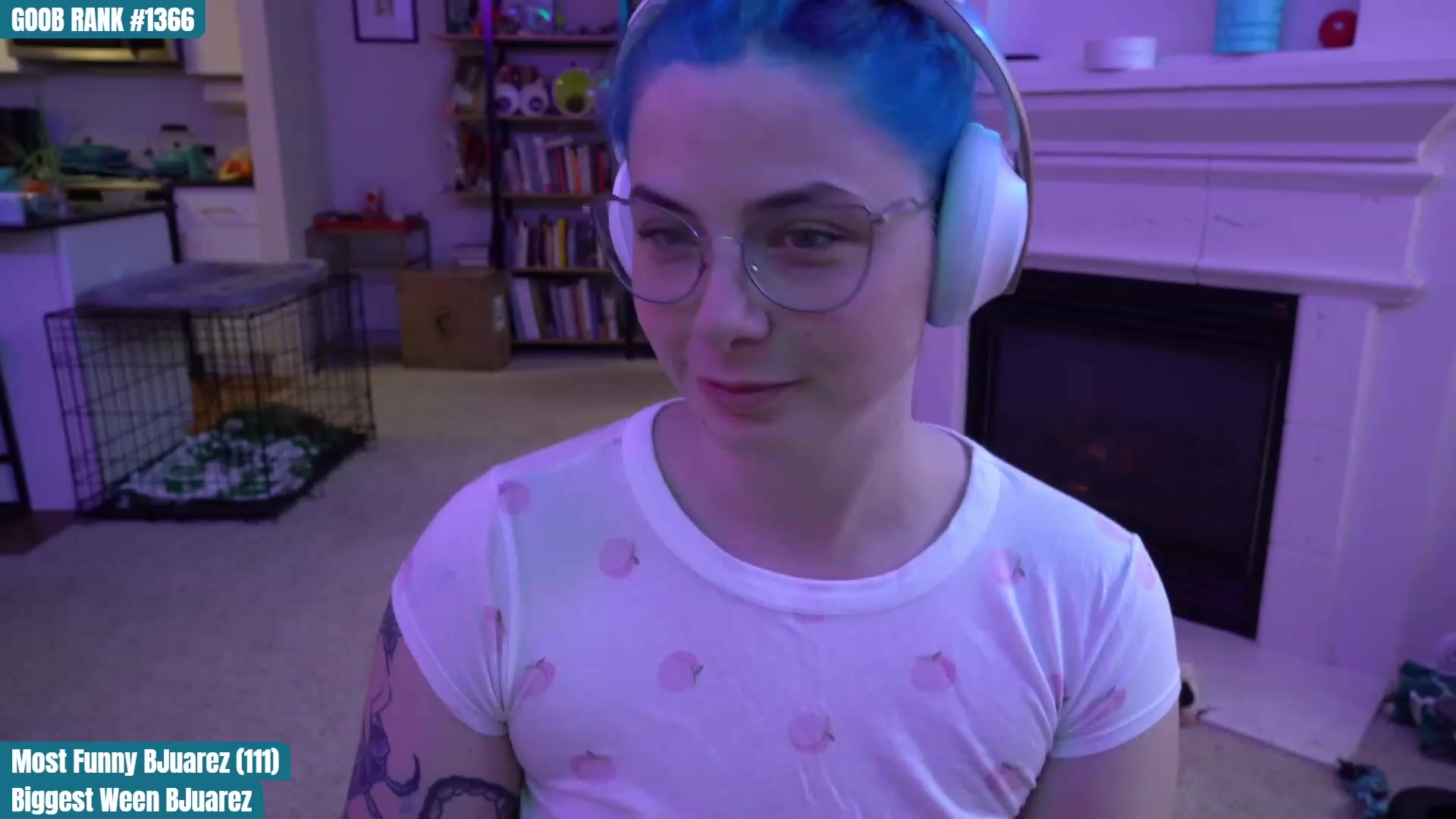 Gallery image thumbnail from CreaminQueen's myfreecams stream on, 03/25/2023, 24:01 image 6 of 20