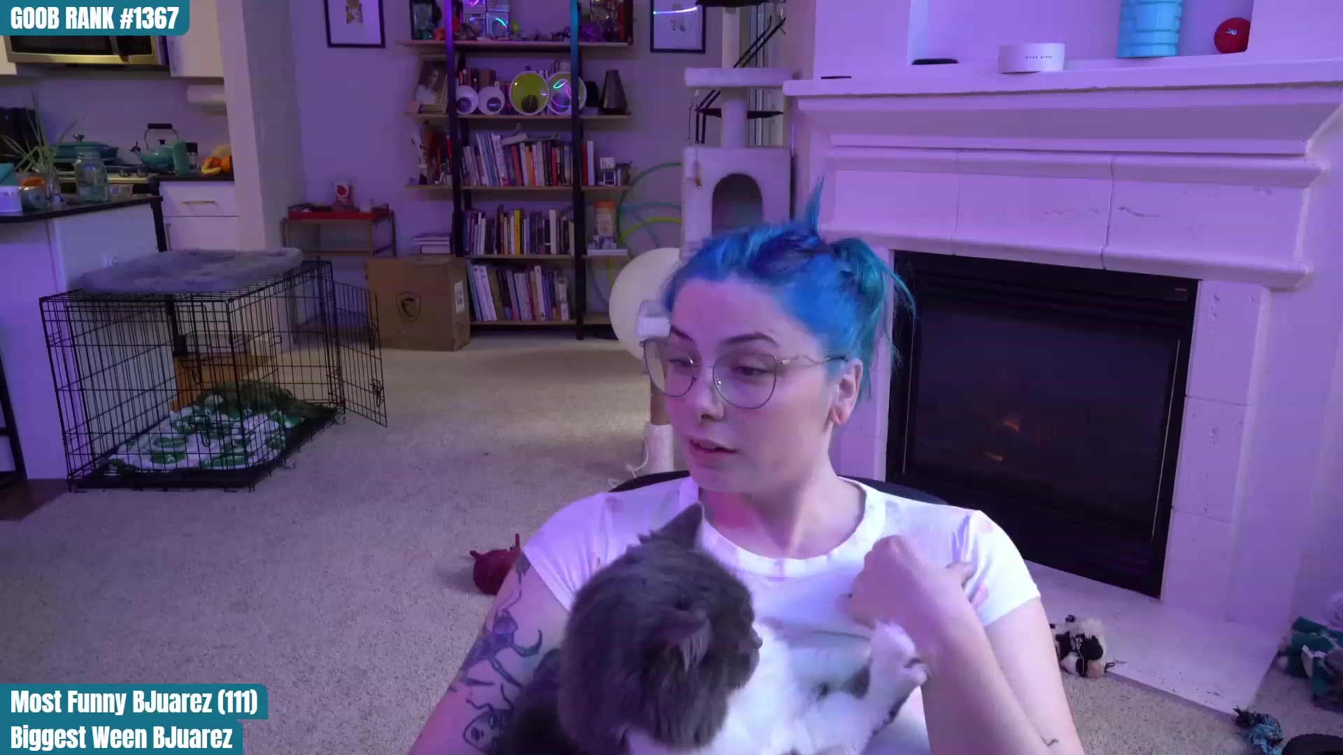 Gallery image thumbnail from CreaminQueen's myfreecams stream on, 03/25/2023, 24:01 image 1 of 20