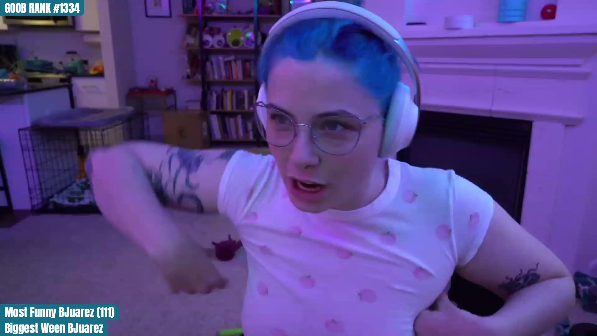 Gallery image thumbnail from CreaminQueen's myfreecams stream on, 03/25/2023, 03:33 image 2 of 20