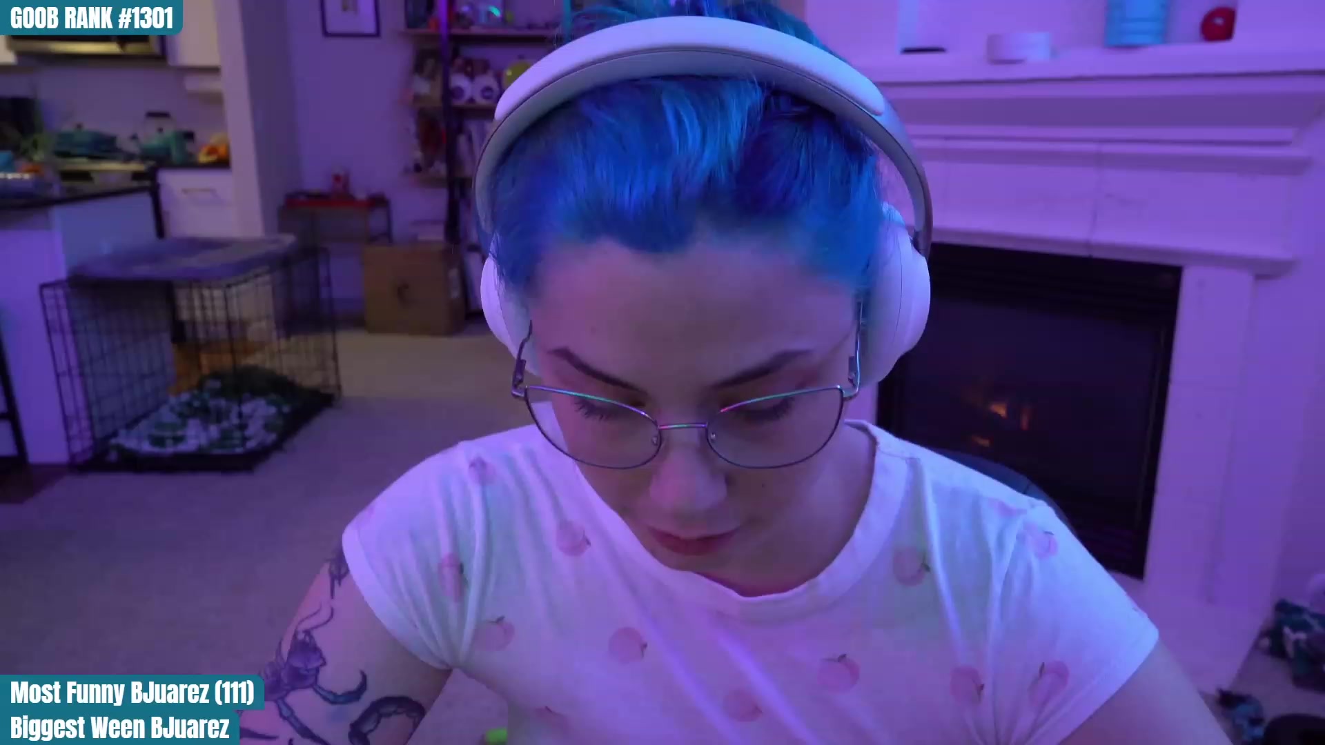 Gallery image thumbnail from CreaminQueen's myfreecams stream on, 03/25/2023, 03:33 image 6 of 20
