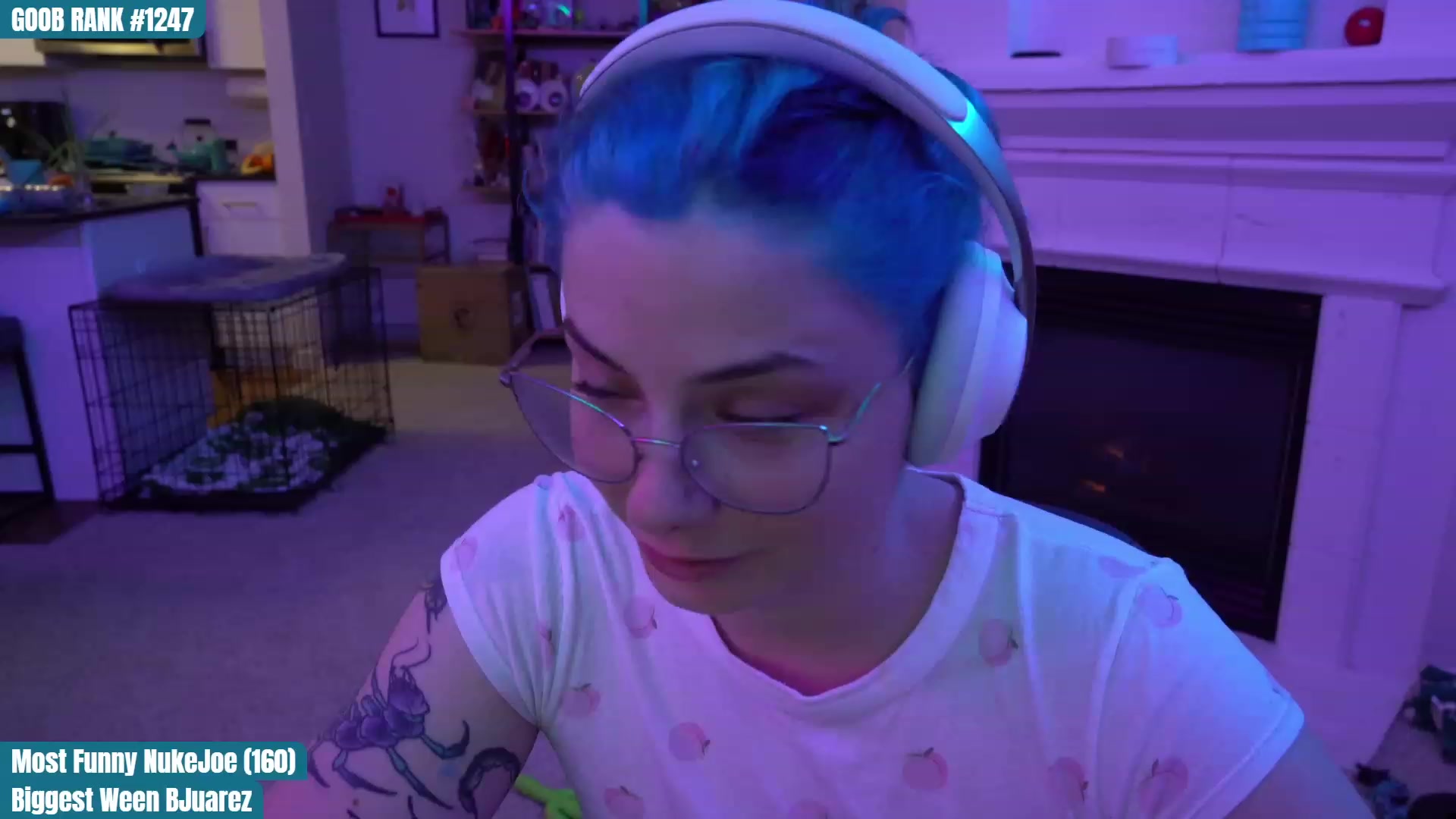 Gallery image thumbnail from CreaminQueen's myfreecams stream on, 03/25/2023, 03:33 image 18 of 20