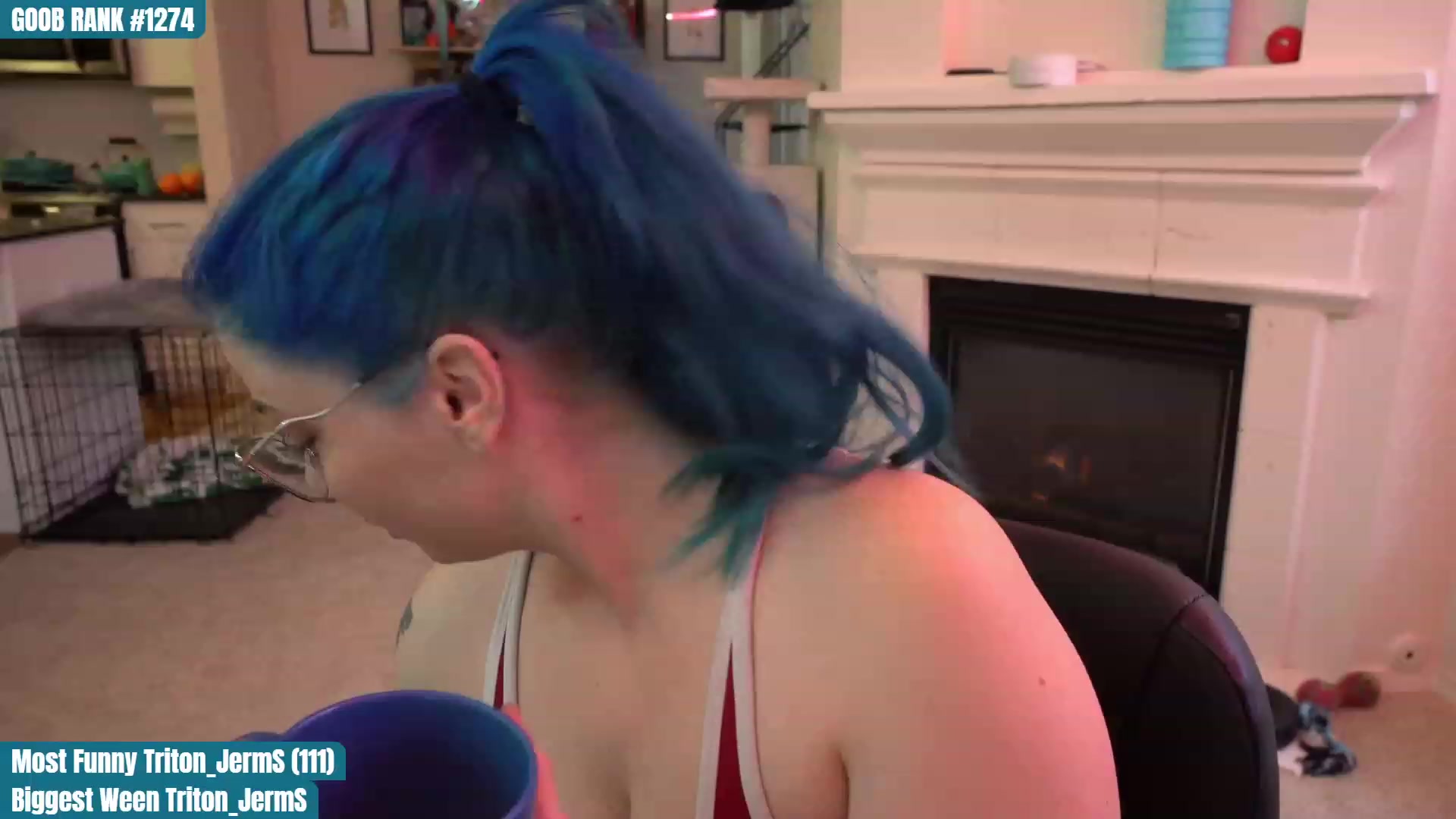 Gallery image thumbnail from CreaminQueen's myfreecams stream on, 03/26/2023, 19:39 image 7 of 20
