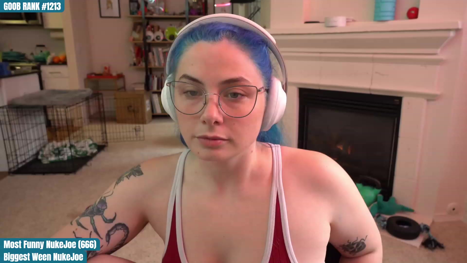 Gallery image thumbnail from CreaminQueen's myfreecams stream on, 03/27/2023, 01:47 image 2 of 20