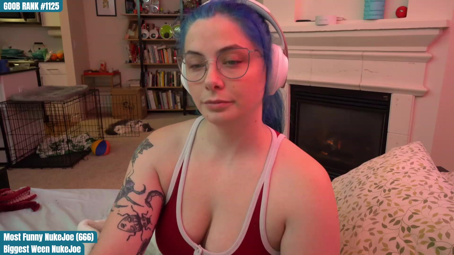 Gallery image thumbnail from CreaminQueen's myfreecams stream on, 03/27/2023, 02:35 image 13 of 20