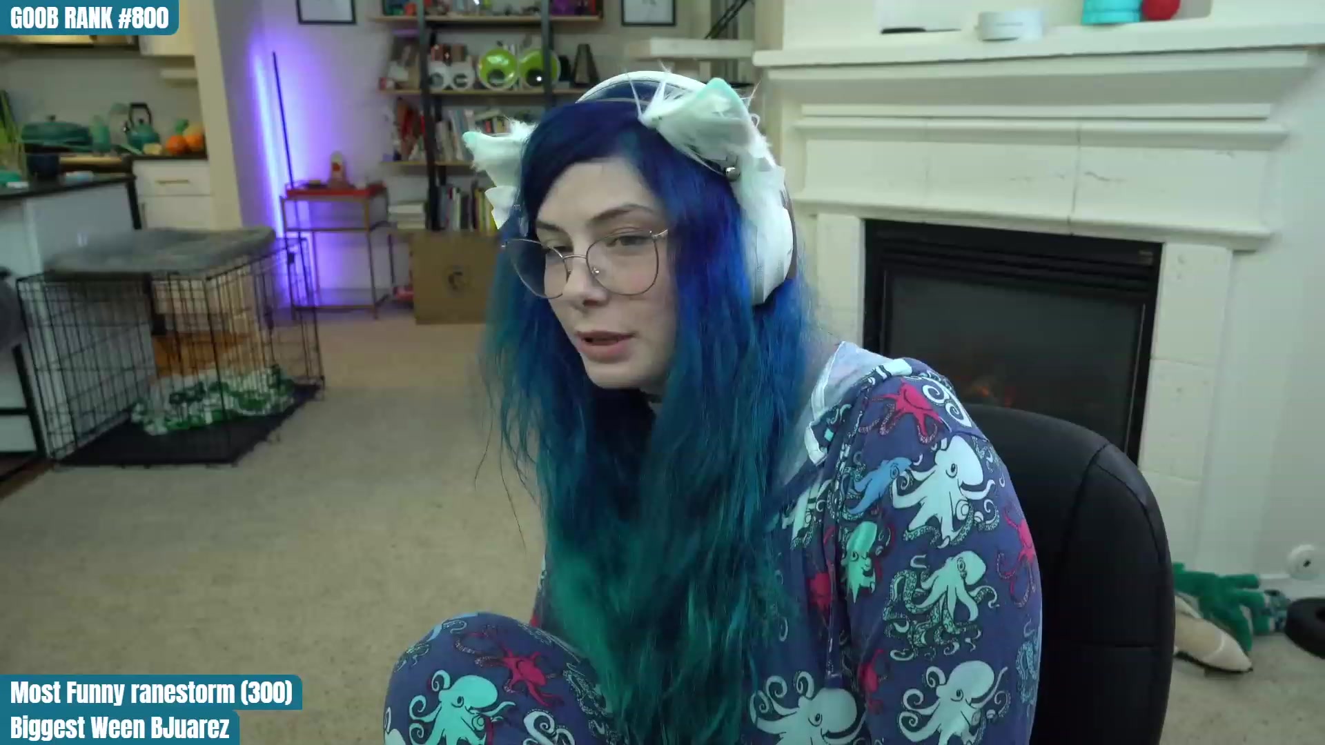 Gallery image thumbnail from CreaminQueen's myfreecams stream on, 03/29/2023, 02:16 image 19 of 20