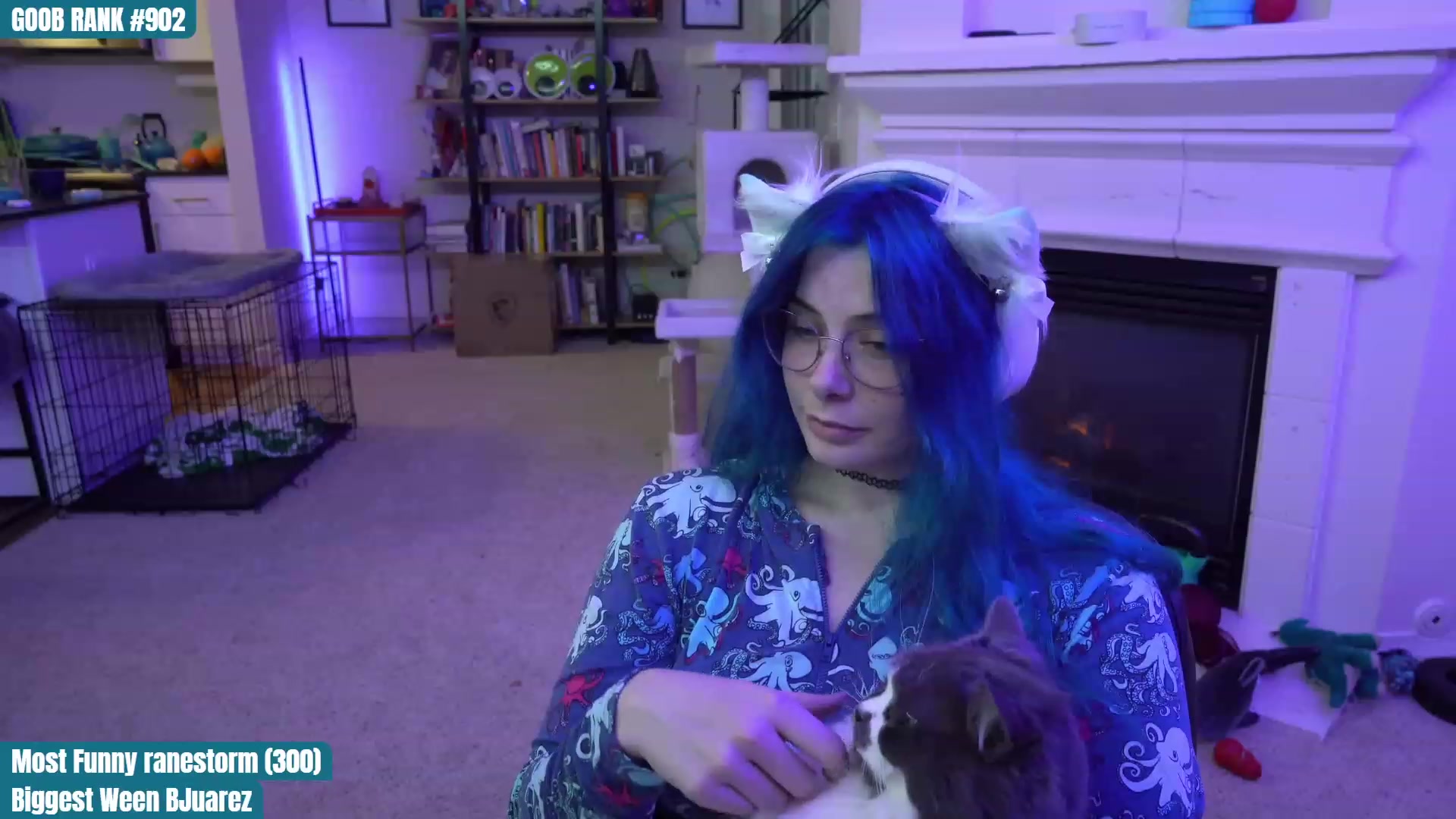 Gallery image thumbnail from CreaminQueen's myfreecams stream on, 03/29/2023, 02:16 image 13 of 20