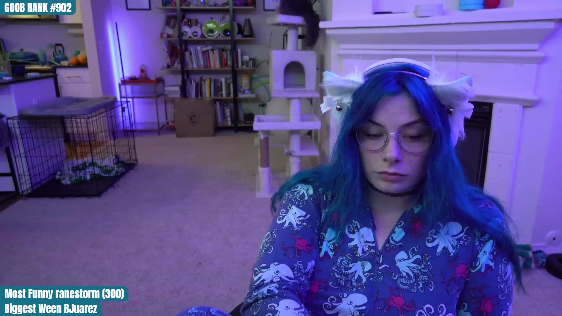 Gallery image thumbnail from CreaminQueen's myfreecams stream on, 03/29/2023, 02:16 image 11 of 20