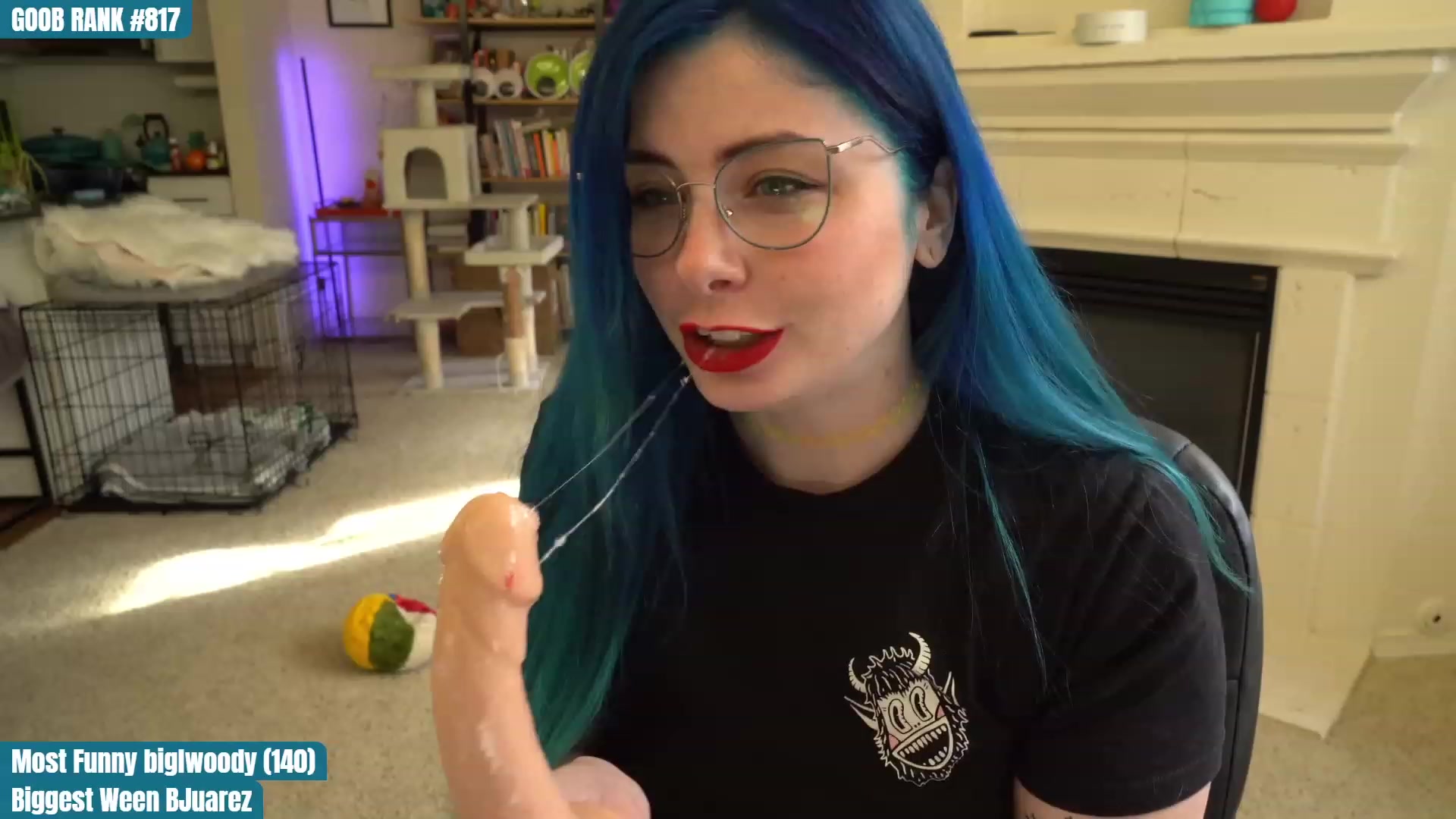 Gallery image thumbnail from CreaminQueen's myfreecams stream on, 03/30/2023, 01:10 image 2 of 20