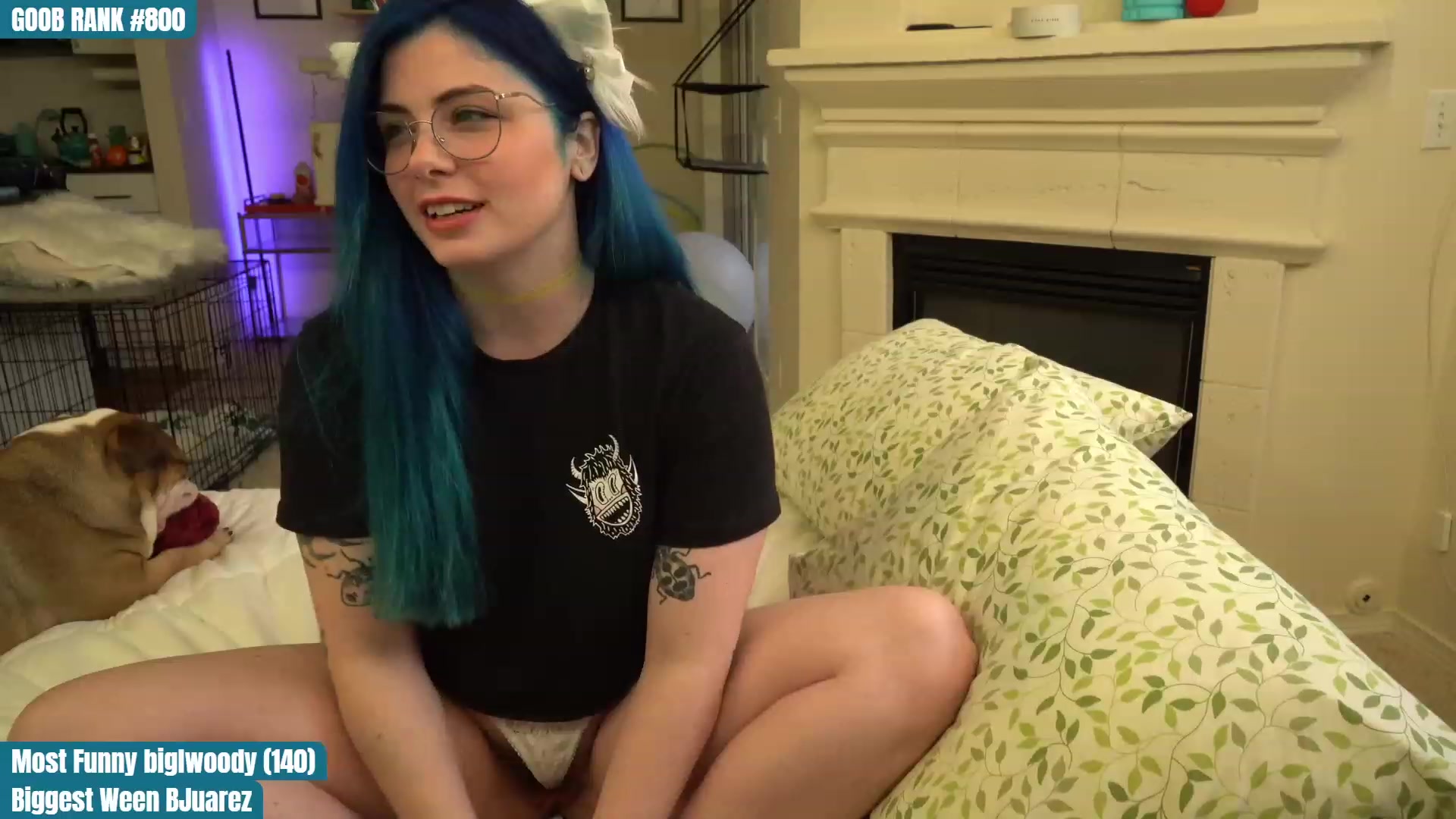 Gallery image thumbnail from CreaminQueen's myfreecams stream on, 03/30/2023, 02:17 image 19 of 20
