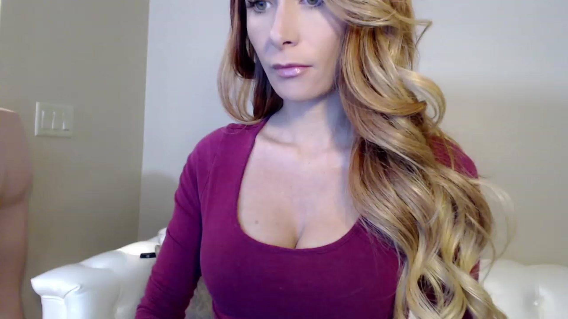 Gallery image thumbnail from Creampie_Me's myfreecams stream on, 12/13/2022, 03:45 image 16 of 20