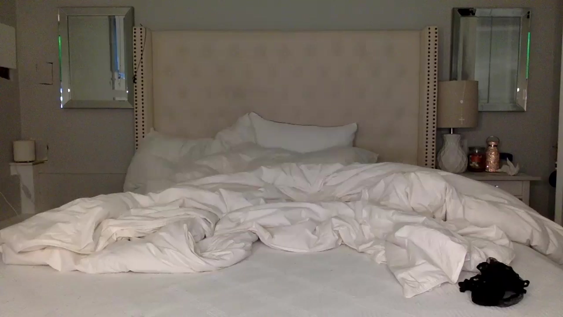 Gallery image thumbnail from CreamyEmmy's myfreecams stream on, 04/07/2025, 19:08 image 5 of 20