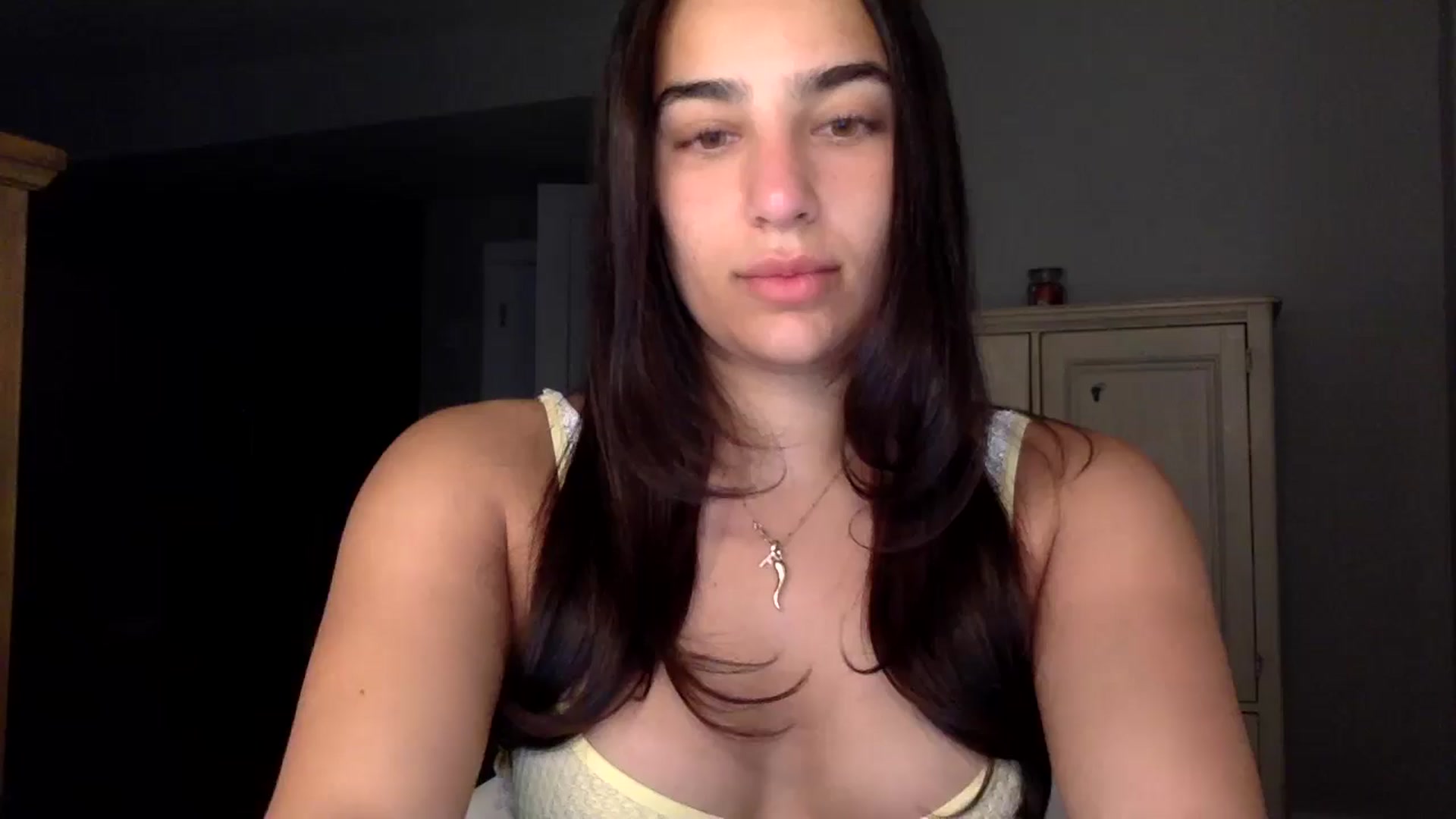 Gallery image thumbnail from CreamyEmmy's myfreecams stream on, 04/22/2025, 18:06 image 1 of 20