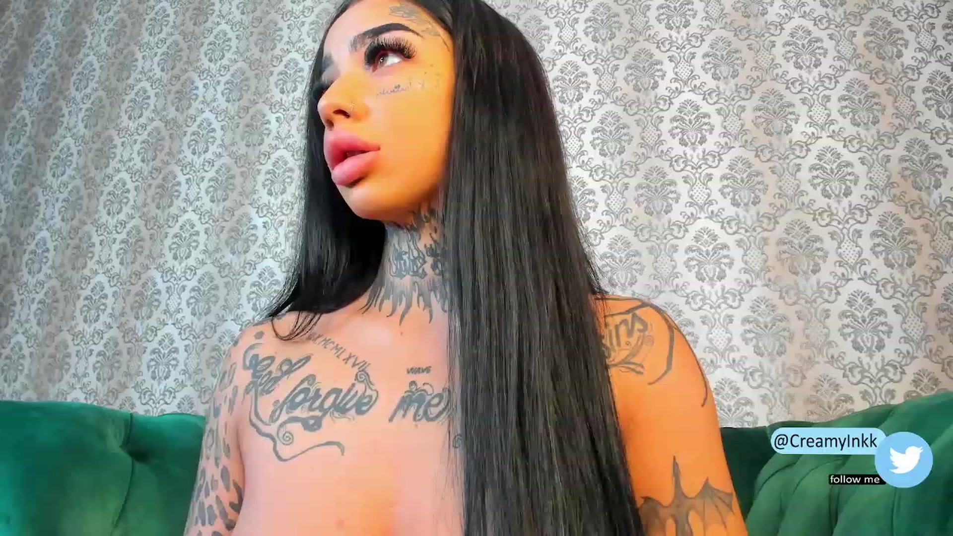 Gallery image thumbnail from CreamyInkk's myfreecams stream on, 12/12/2023, 09:31 image 16 of 20