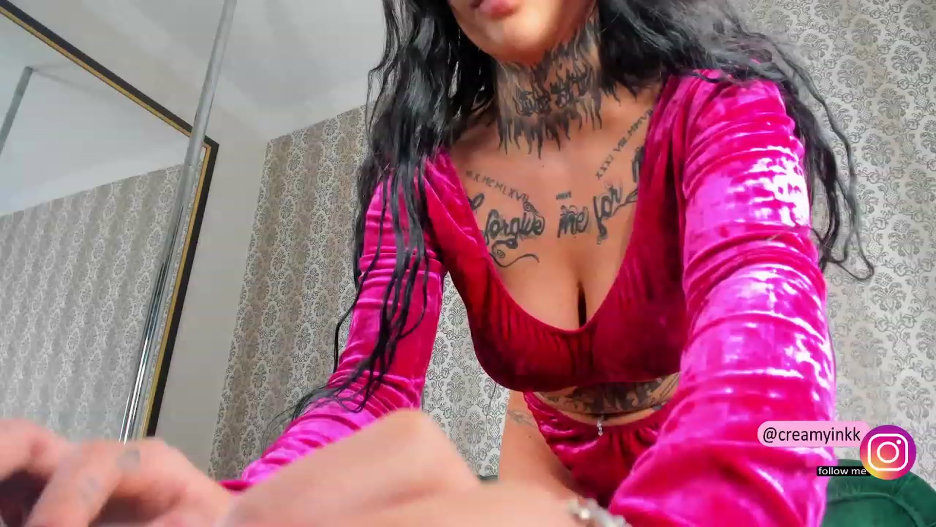Gallery image thumbnail from CreamyInkk's myfreecams stream on, 01/18/2024, 10:48 image 2 of 20
