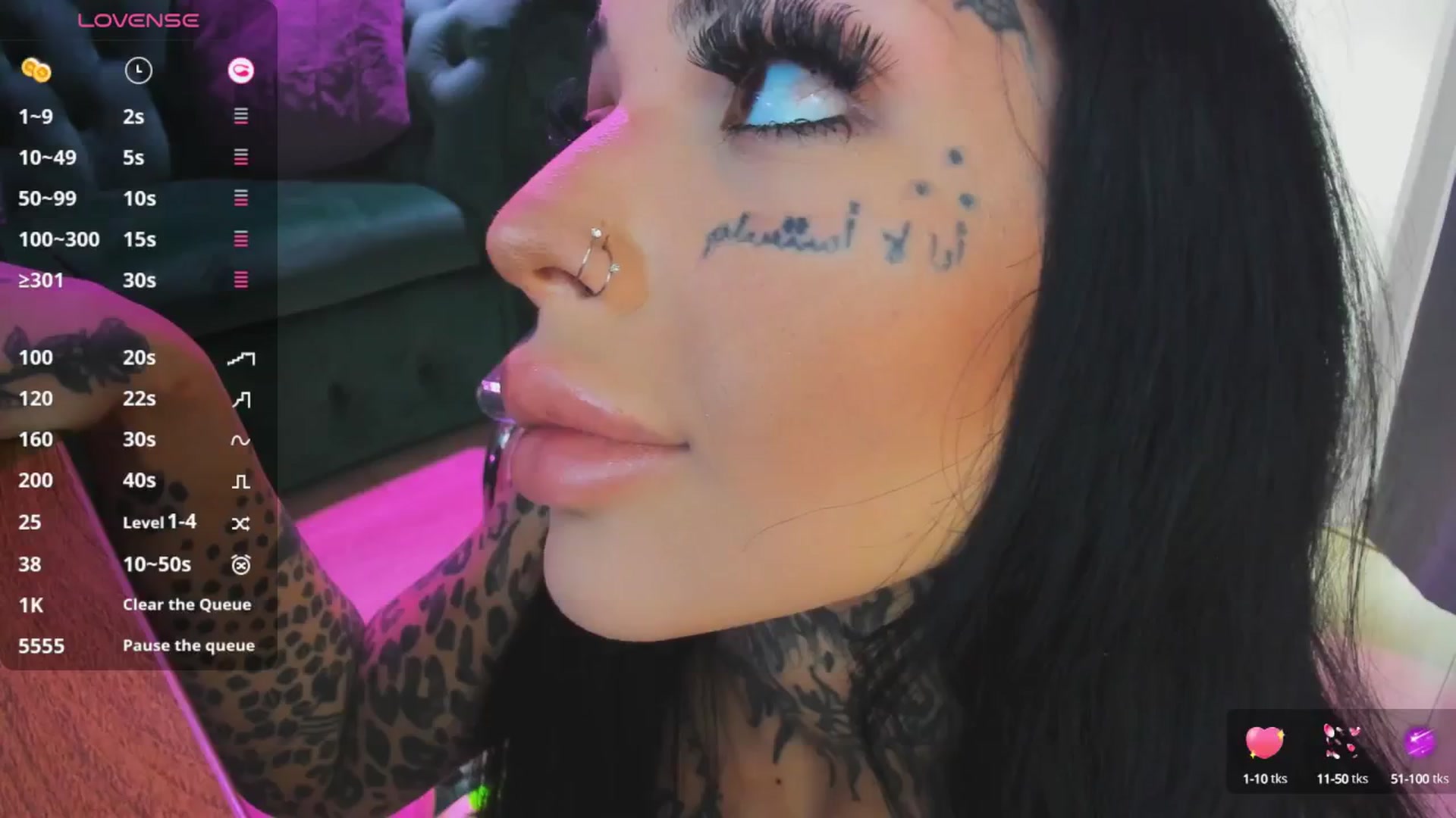 Gallery image thumbnail from CreamyInkk's myfreecams stream on, 03/27/2025, 11:18 image 5 of 20