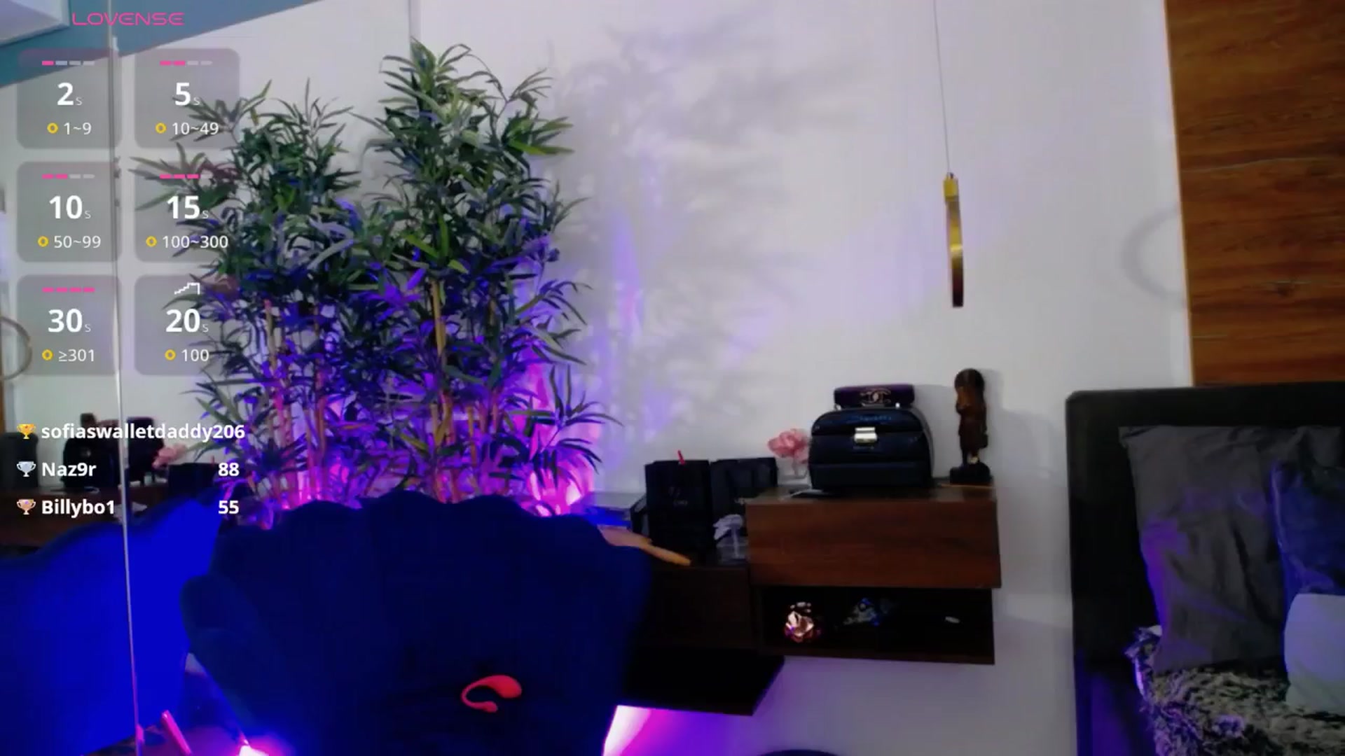 Gallery image thumbnail from CreamyInkk's myfreecams stream on, 12/09/2025, 11:33 image 5 of 20