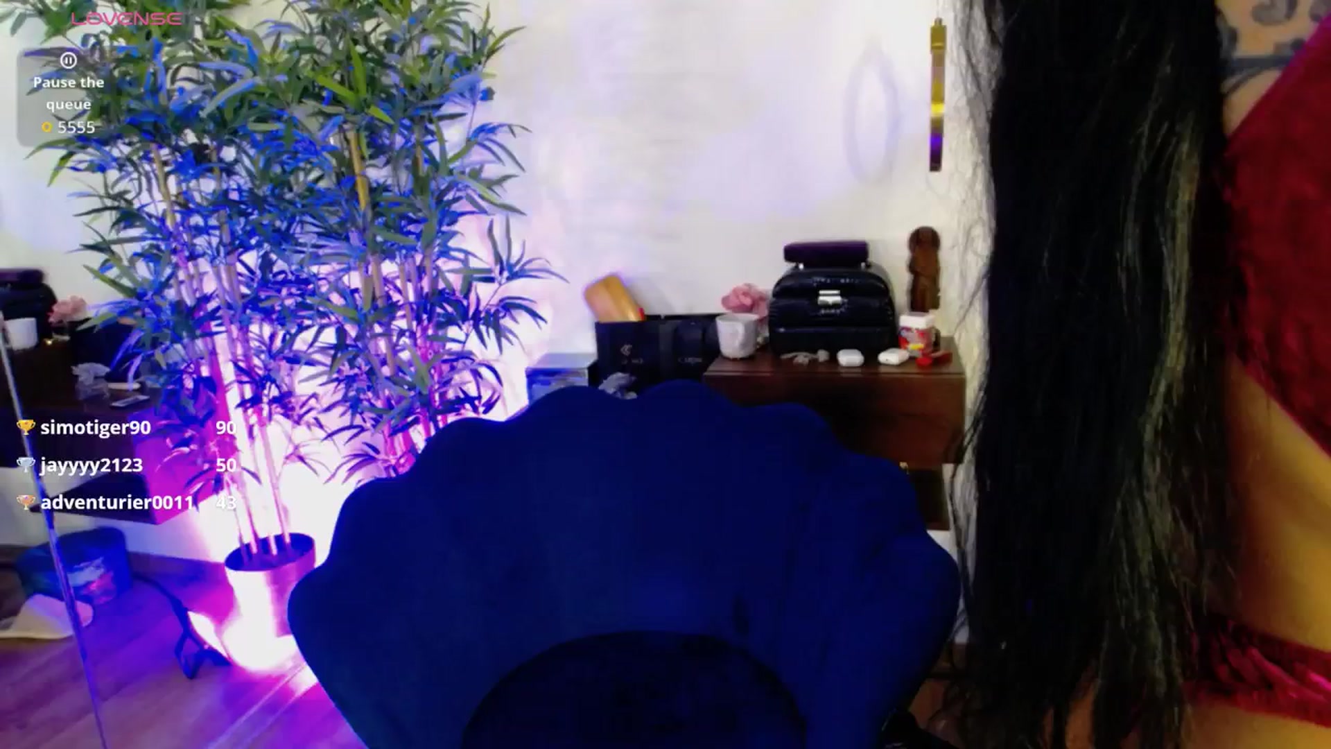 Gallery image thumbnail from CreamyInkk's myfreecams stream on, 12/17/2025, 12:41 image 7 of 20