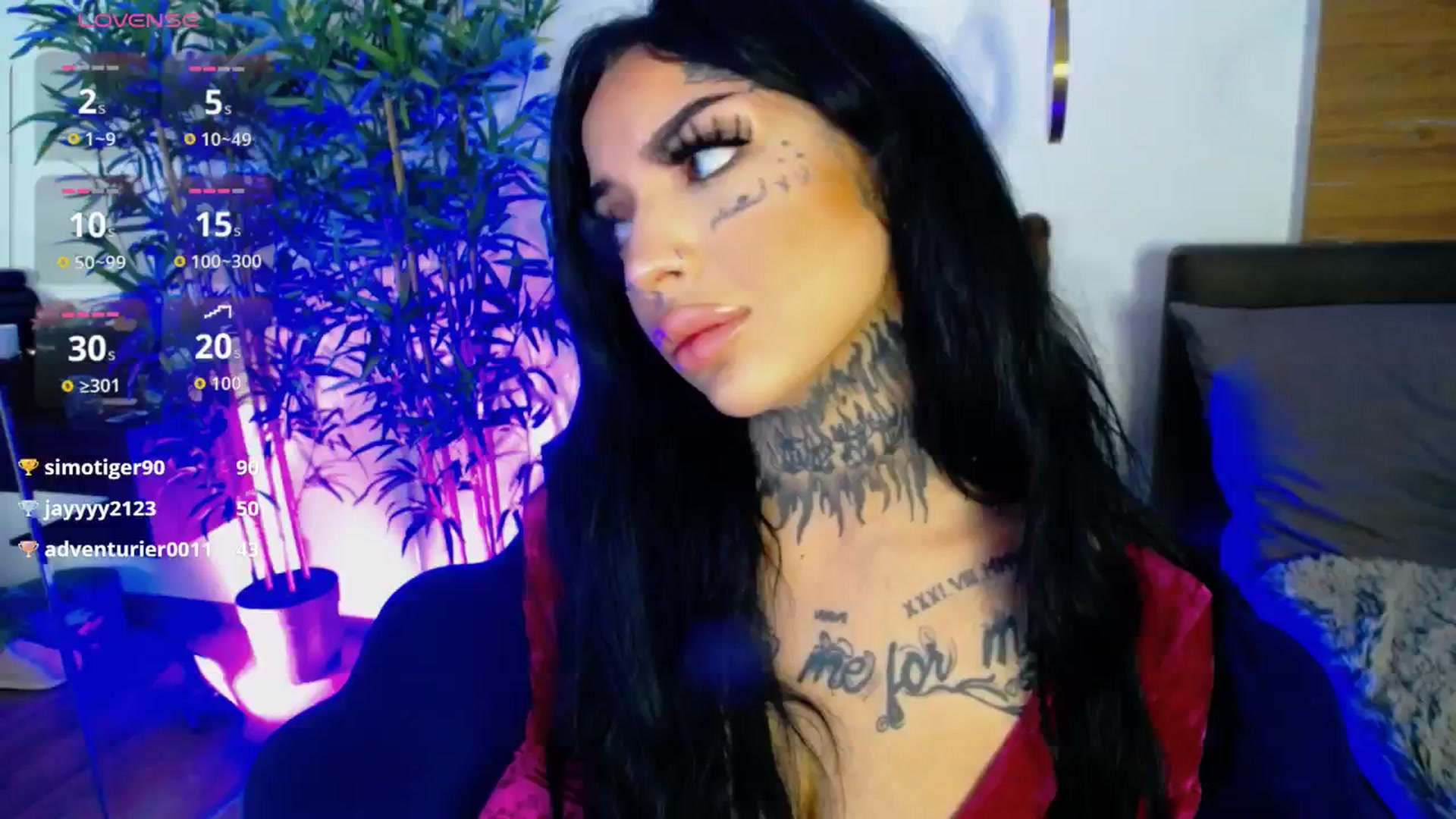 Gallery image thumbnail from CreamyInkk's myfreecams stream on, 12/17/2025, 12:41 image 2 of 20