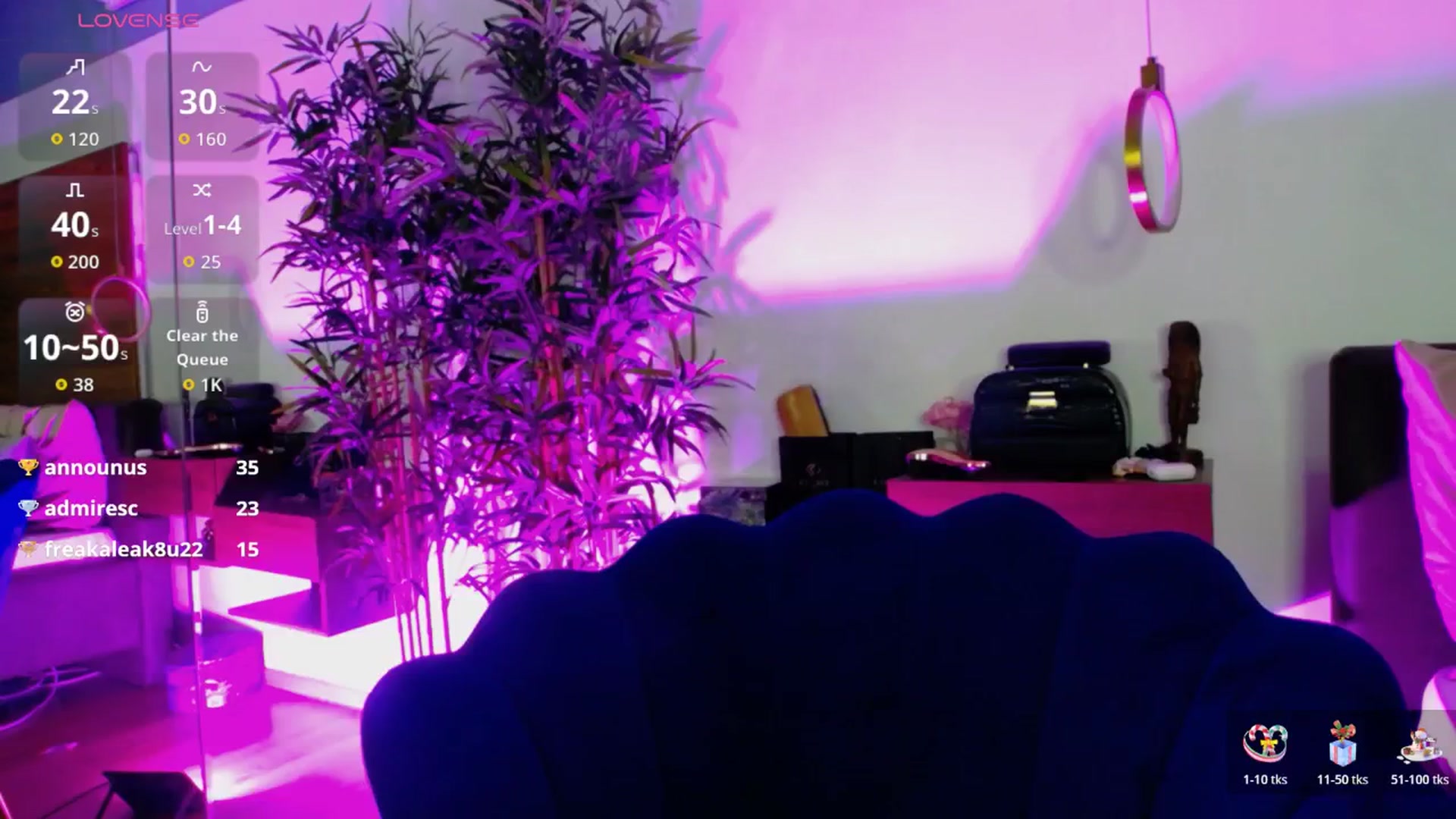 Gallery image thumbnail from CreamyInkk's myfreecams stream on, 01/05/2026, 11:26 image 6 of 20