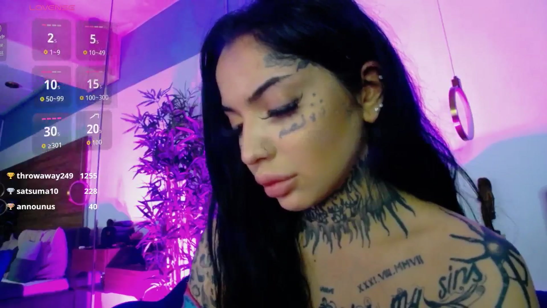 Gallery image thumbnail from CreamyInkk's myfreecams stream on, 01/05/2026, 14:34 image 15 of 20
