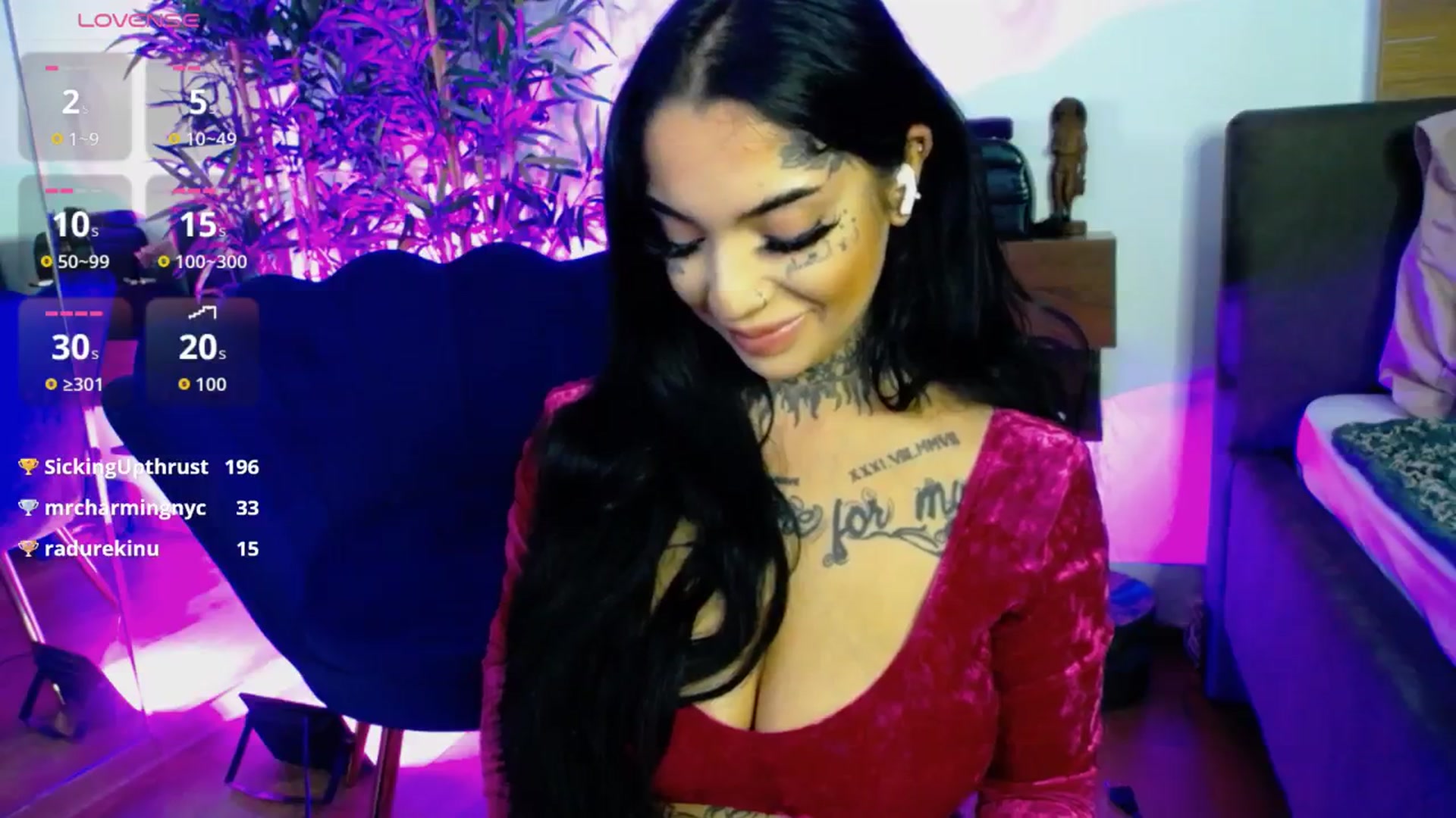 Gallery image thumbnail from CreamyInkk's myfreecams stream on, 01/09/2026, 14:12 image 12 of 20