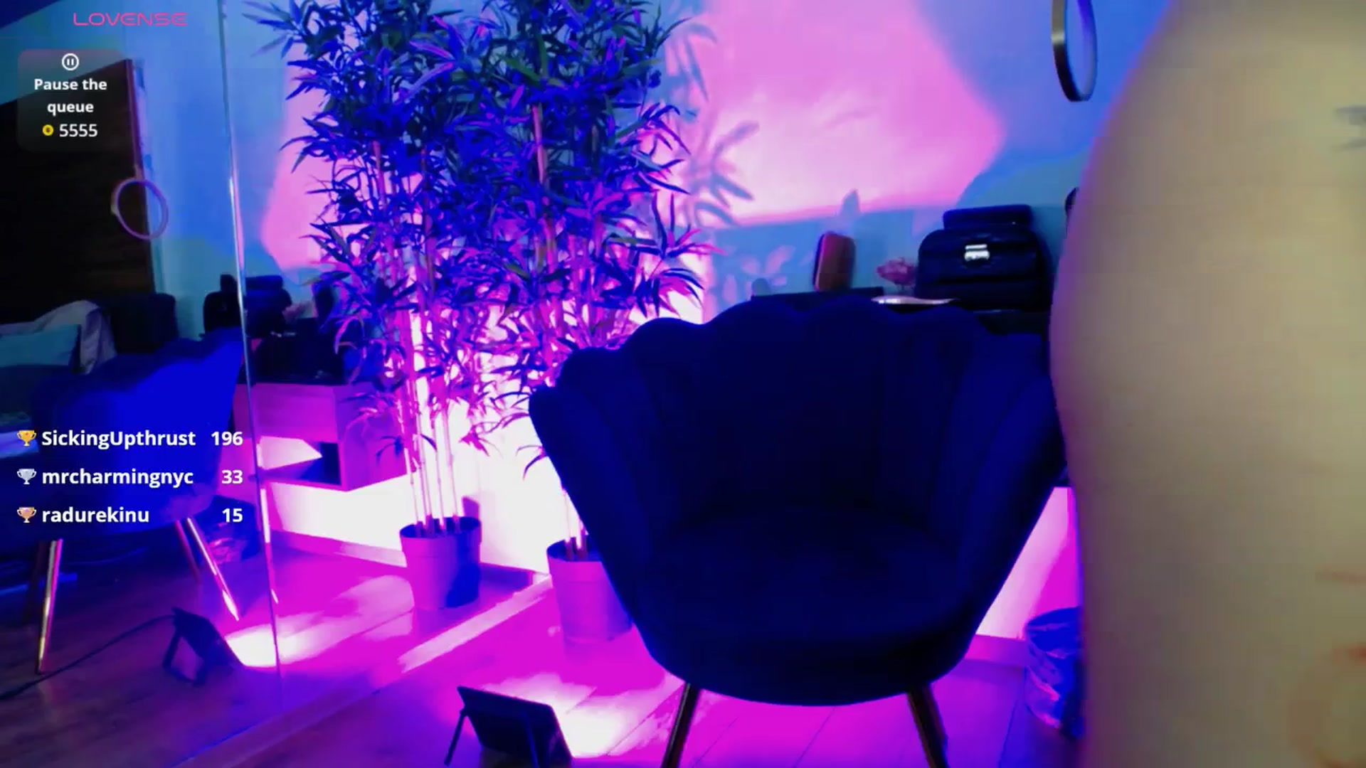 Gallery image thumbnail from CreamyInkk's myfreecams stream on, 01/09/2026, 14:12 image 15 of 20
