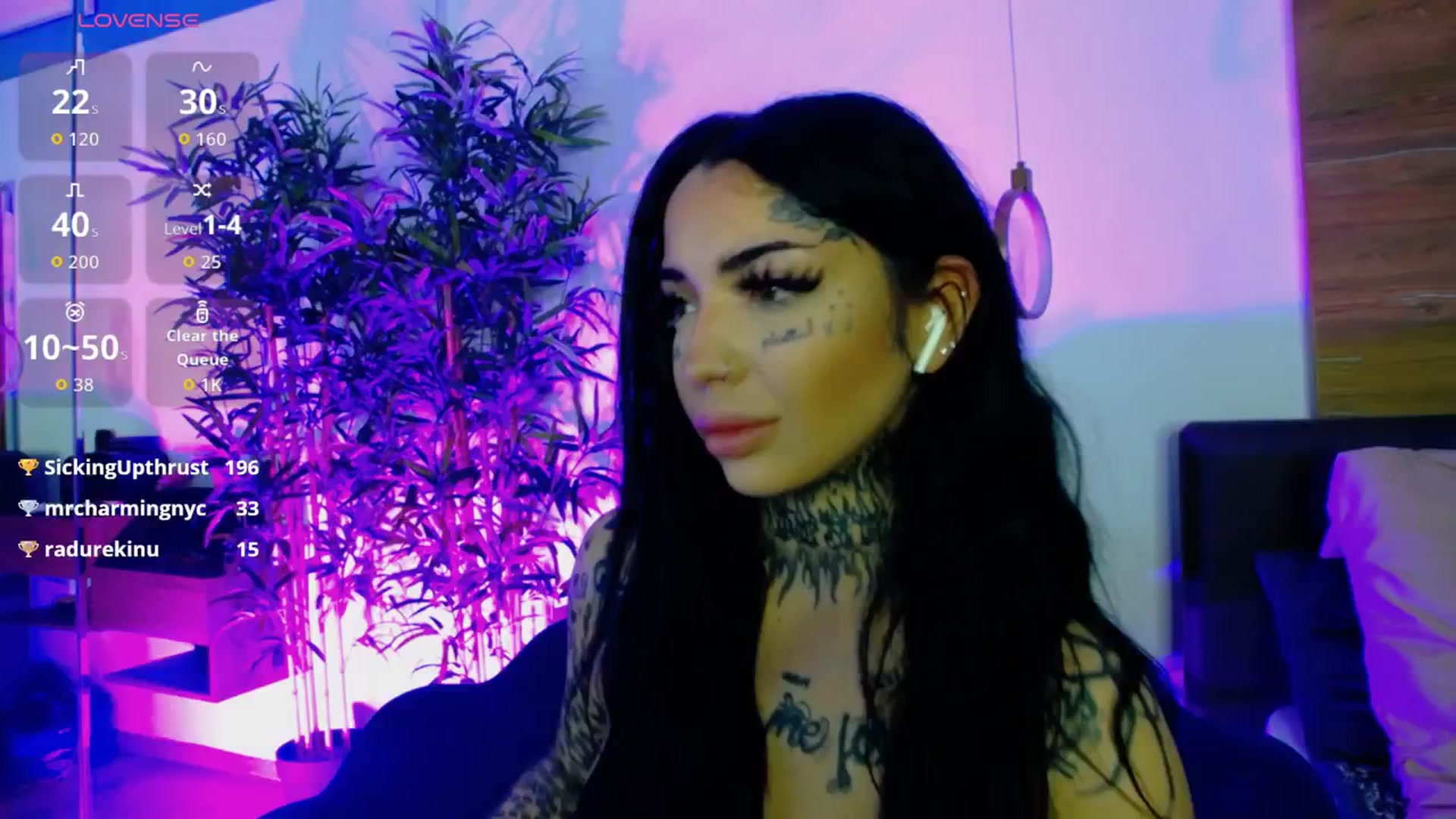 Gallery image thumbnail from CreamyInkk's myfreecams stream on, 01/10/2026, 13:07 image 8 of 20