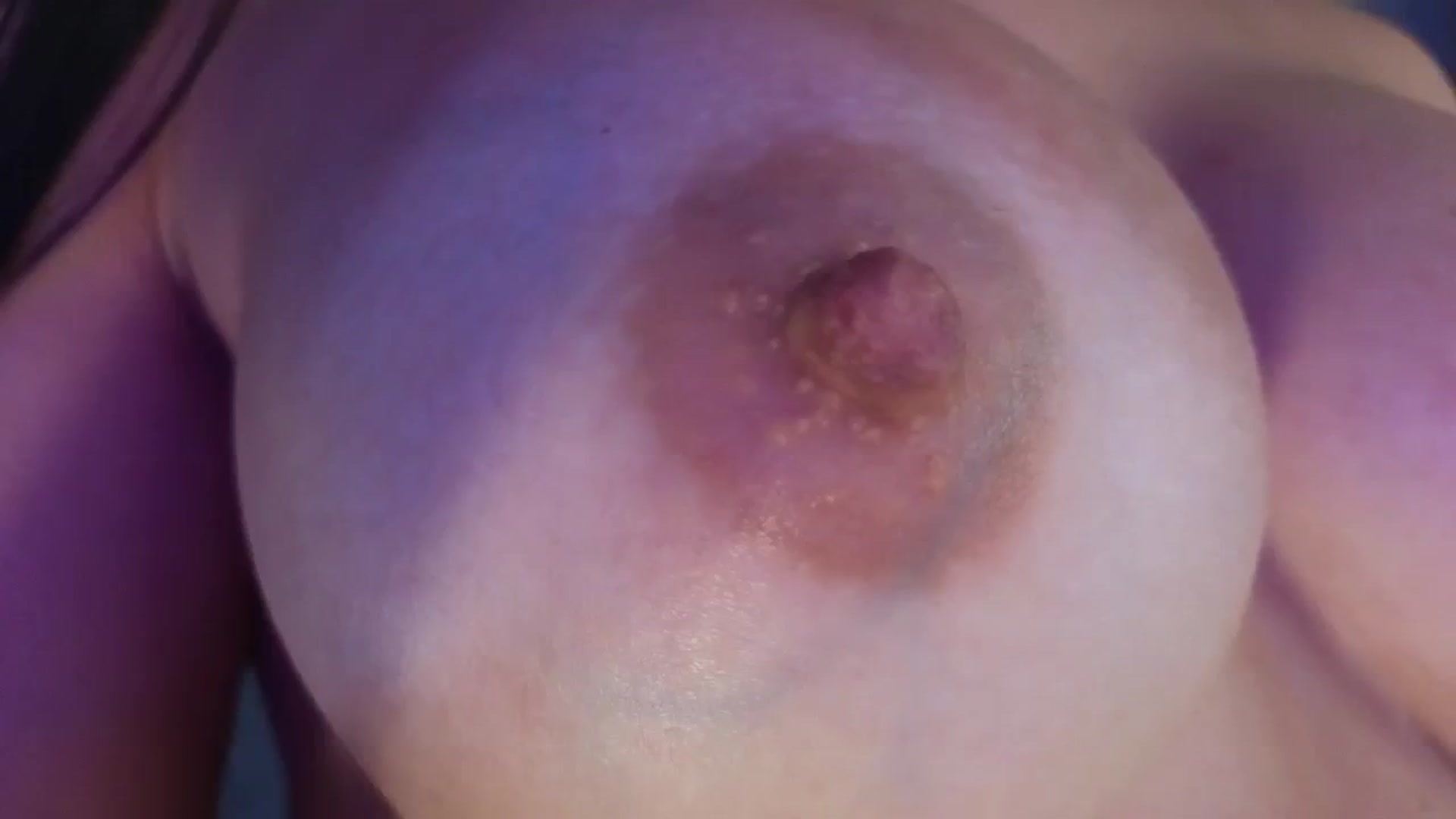 Gallery image thumbnail from CreamyK's myfreecams stream on, 06/26/2024, 21:09 image 1 of 20