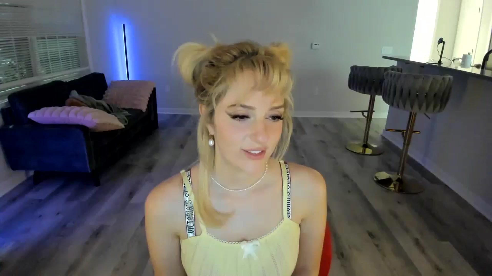 Gallery image thumbnail from Creed_Domme's myfreecams stream on, 10/30/2024, 06:15 image 11 of 20