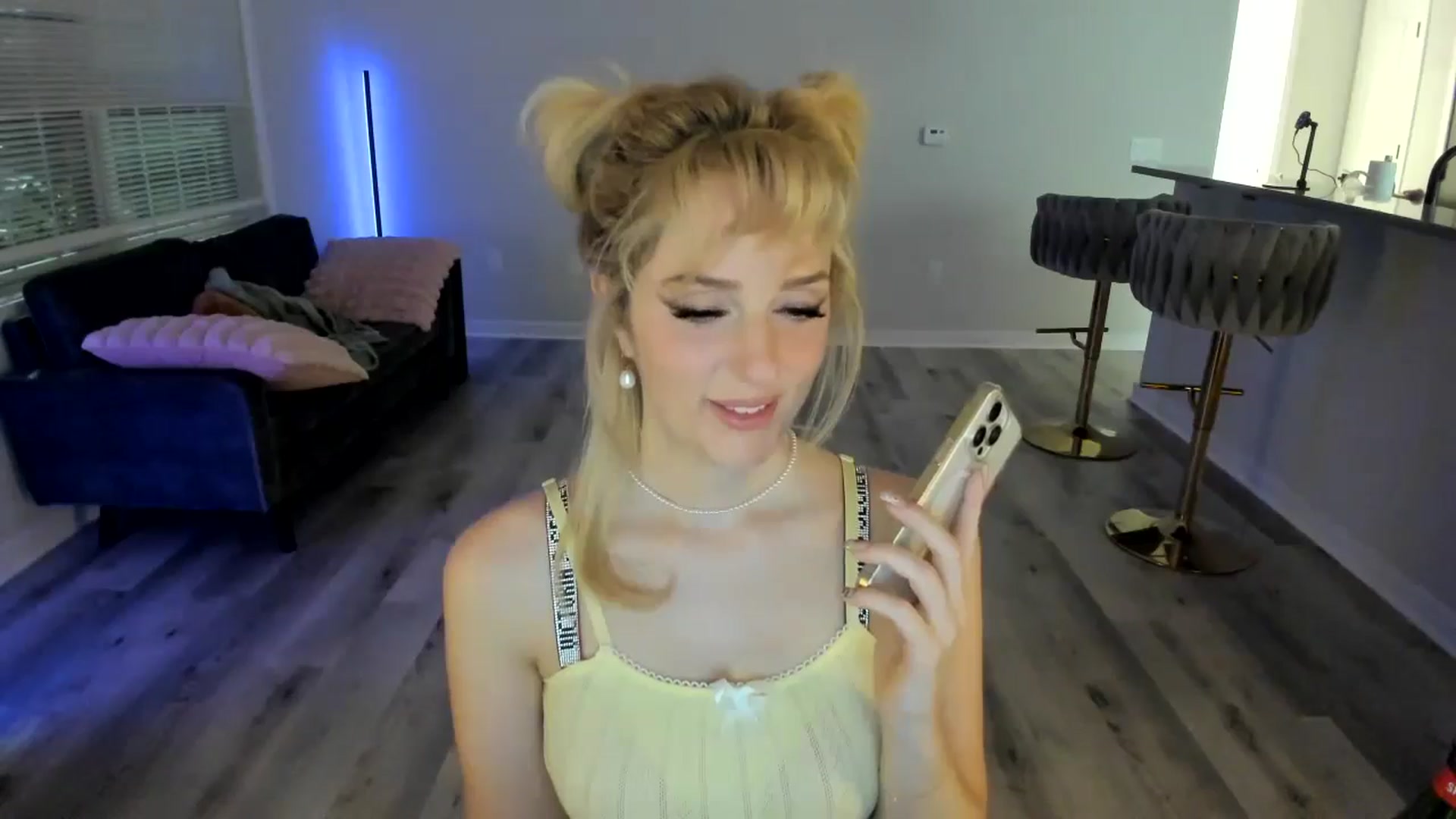 Gallery image thumbnail from Creed_Domme's myfreecams stream on, 10/30/2024, 06:15 image 8 of 20