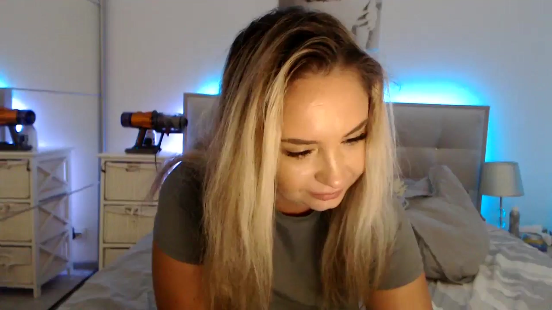 Gallery image thumbnail from CrinnaMania's myfreecams stream on, 08/26/2024, 11:51 image 17 of 20