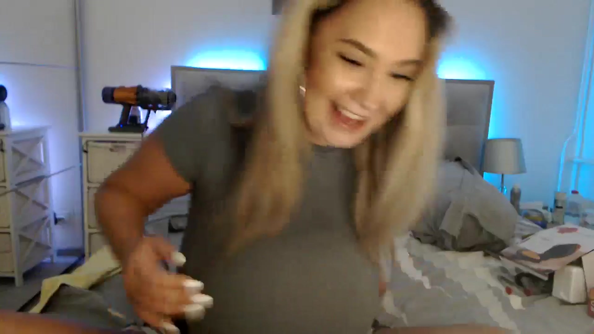 Gallery image thumbnail from CrinnaMania's myfreecams stream on, 08/26/2024, 13:02 image 10 of 20