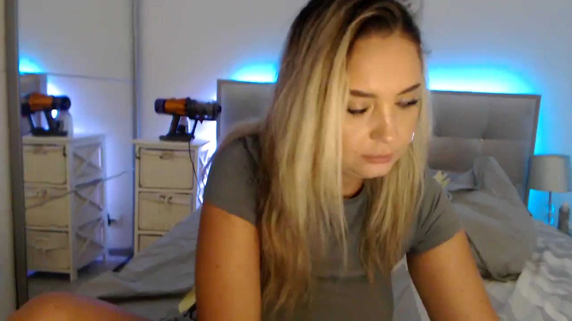 Gallery image thumbnail from CrinnaMania's myfreecams stream on, 08/26/2024, 13:02 image 2 of 20