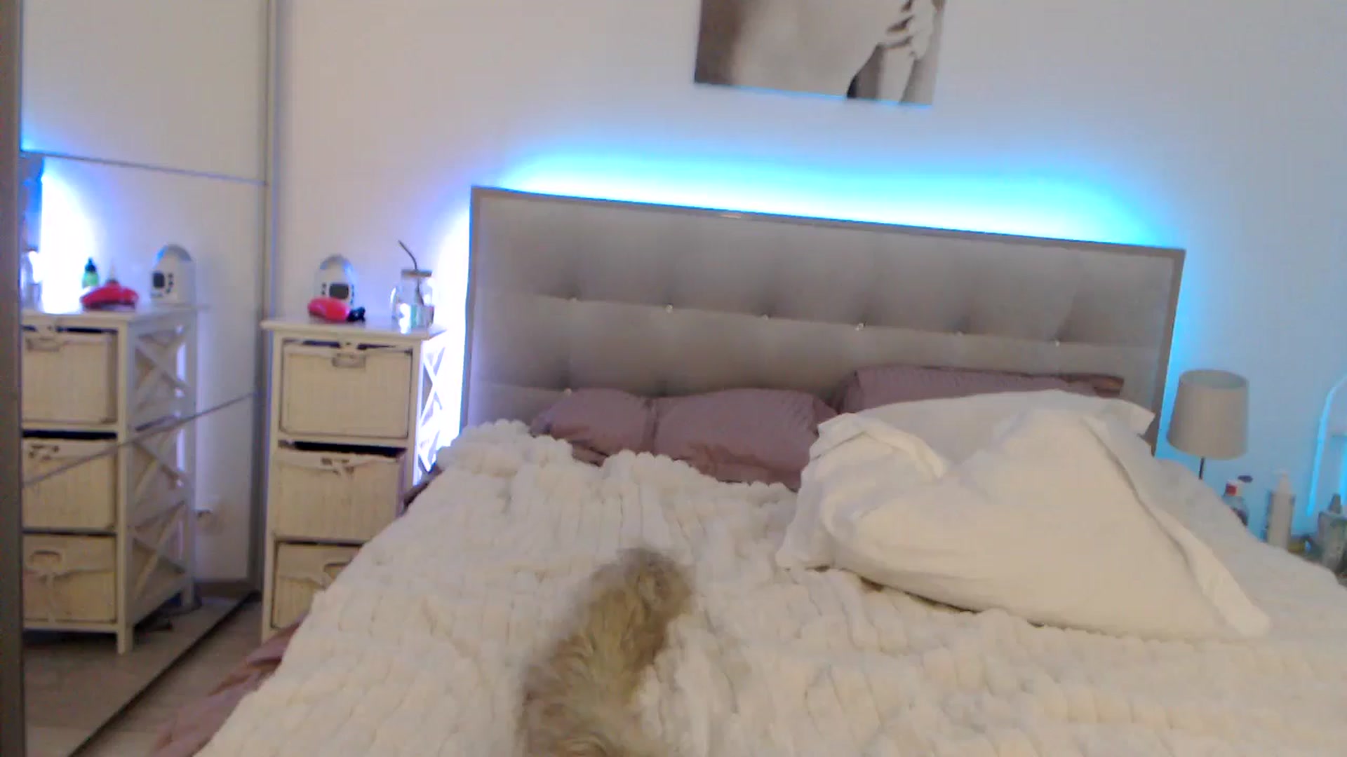 Gallery image thumbnail from CrinnaMania's myfreecams stream on, 11/06/2024, 12:01 image 1 of 20