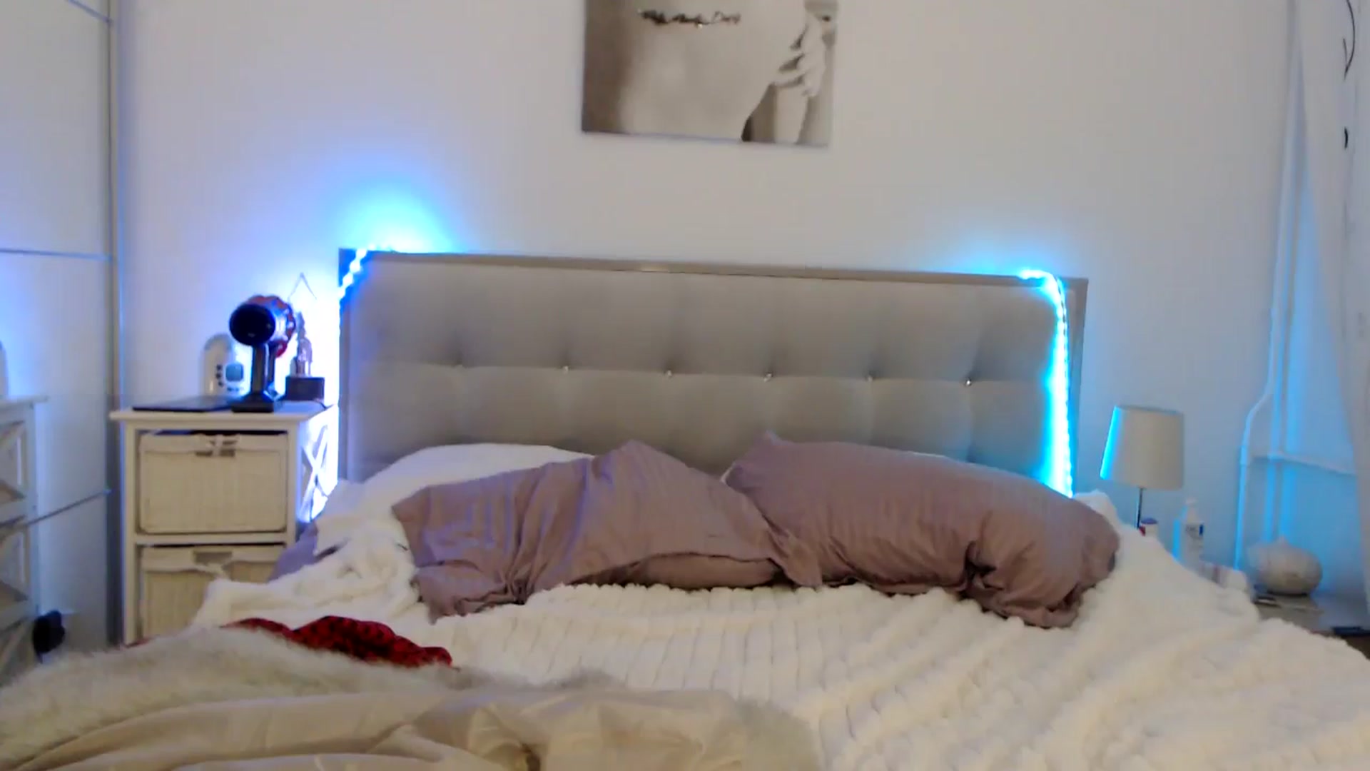Gallery image thumbnail from CrinnaMania's myfreecams stream on, 01/06/2025, 13:35 image 10 of 20